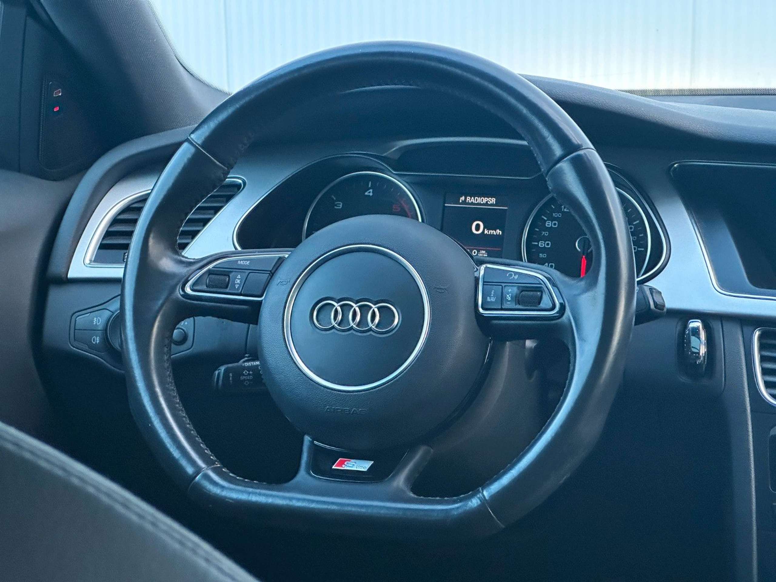 Audi - A4