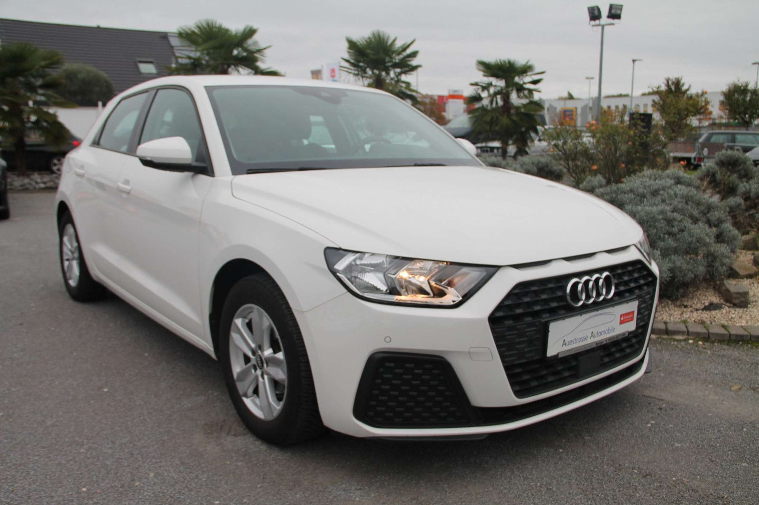 Audi - A1