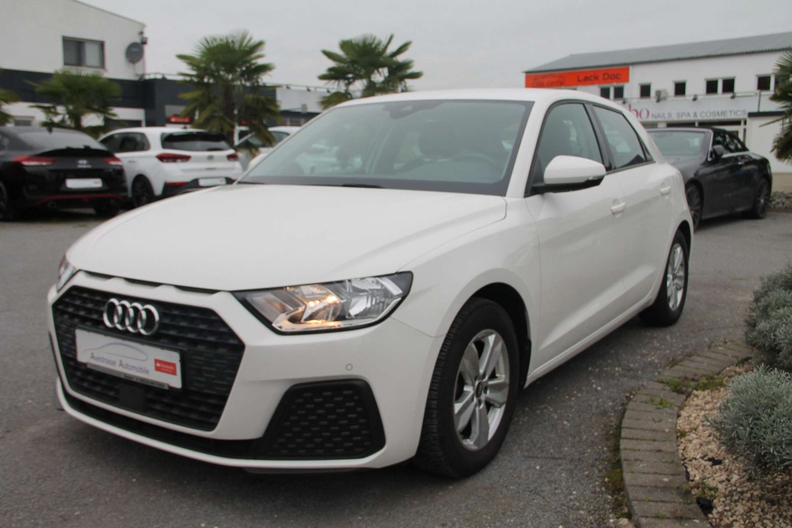 Audi - A1