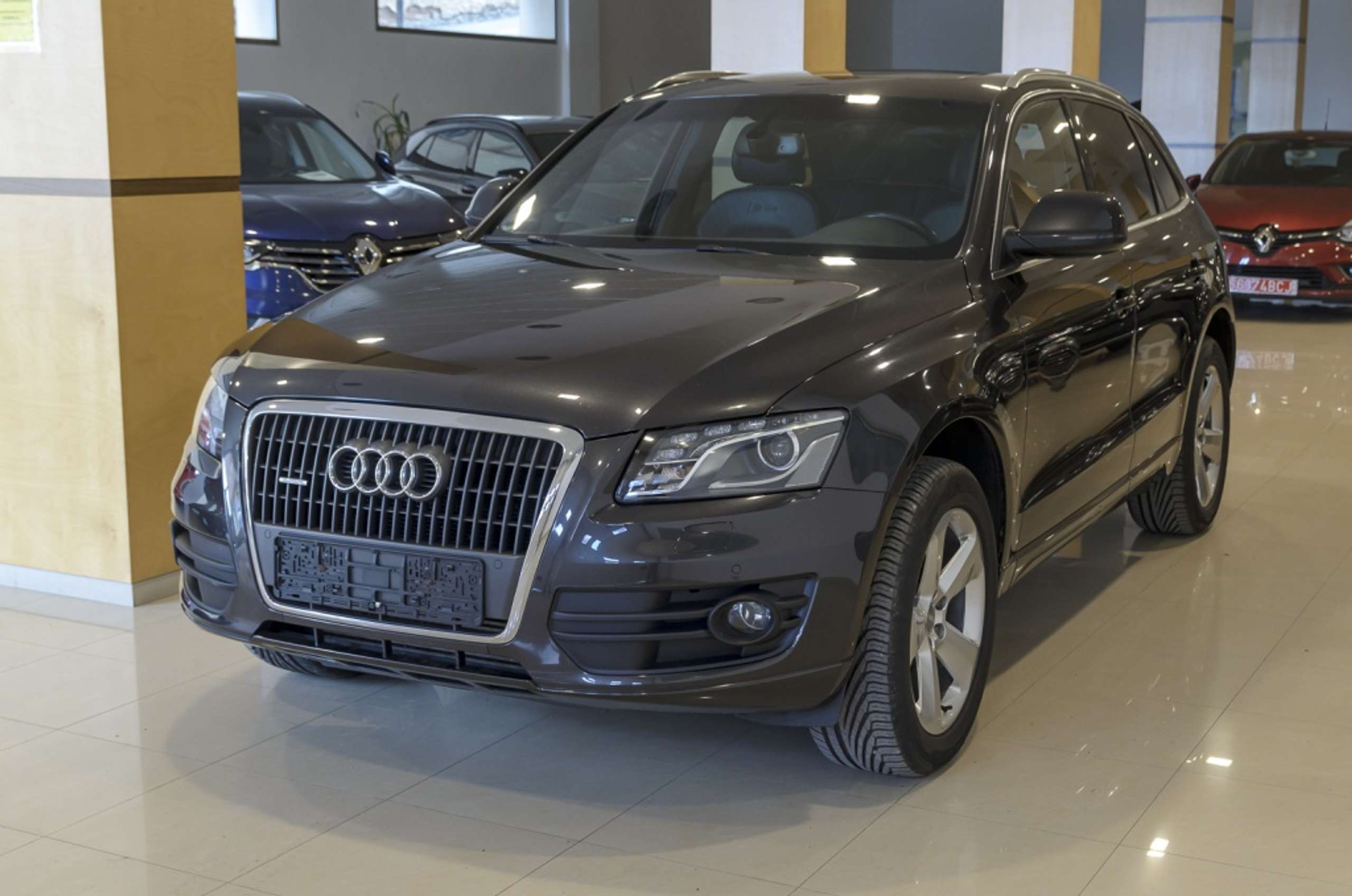 Audi - Q5