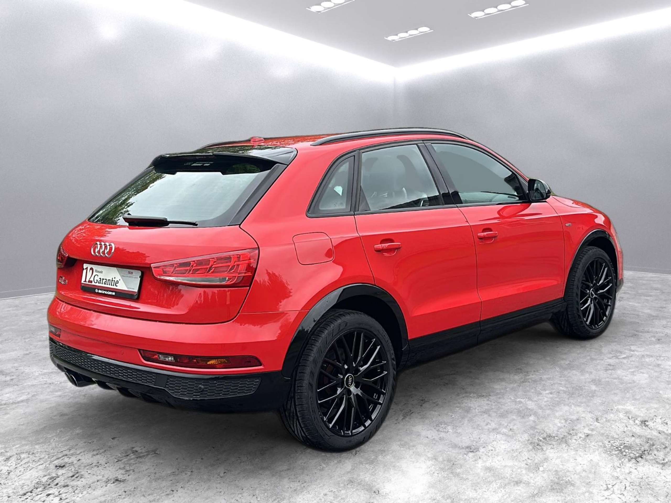 Audi - Q3