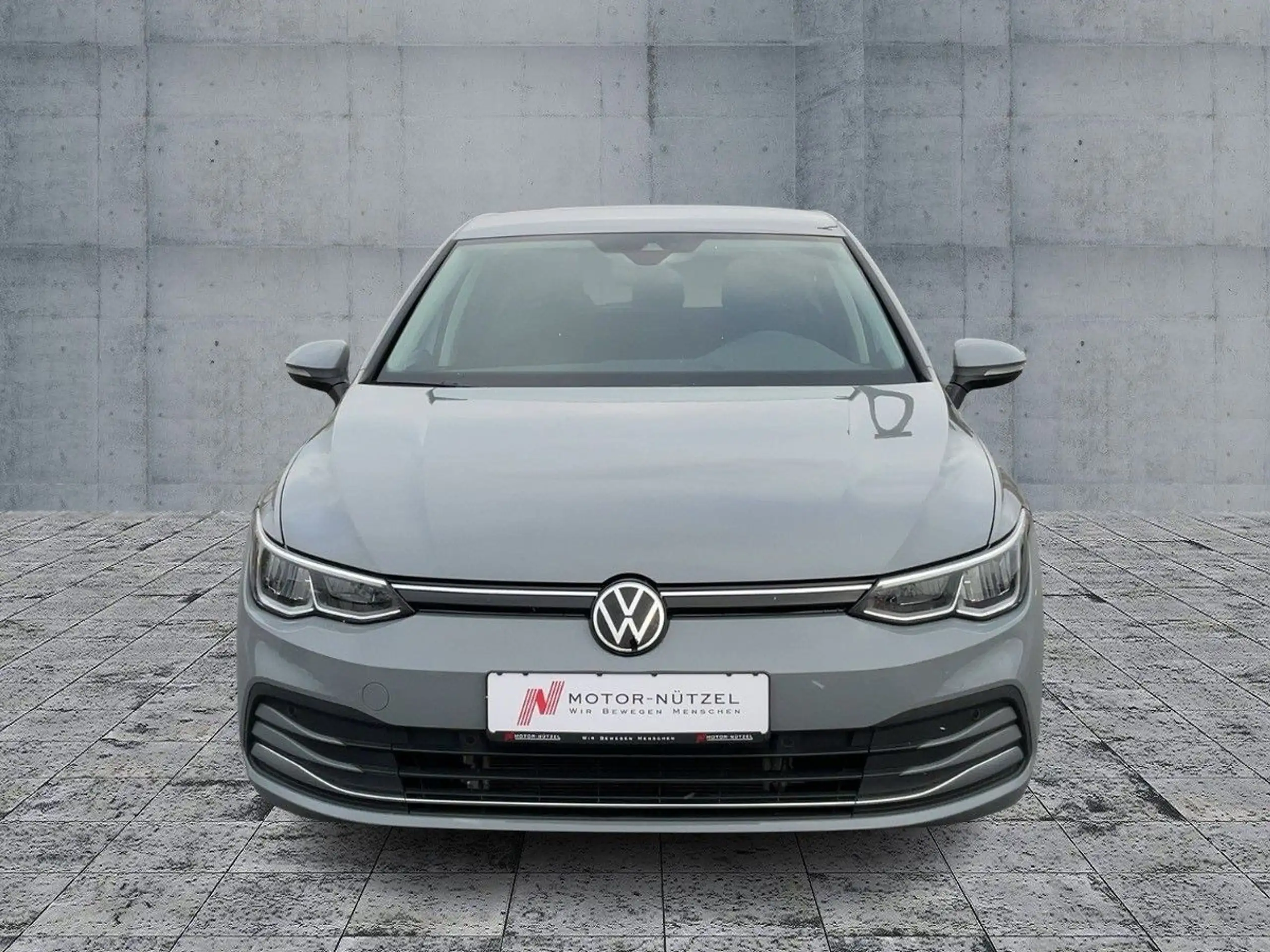 Volkswagen - Golf