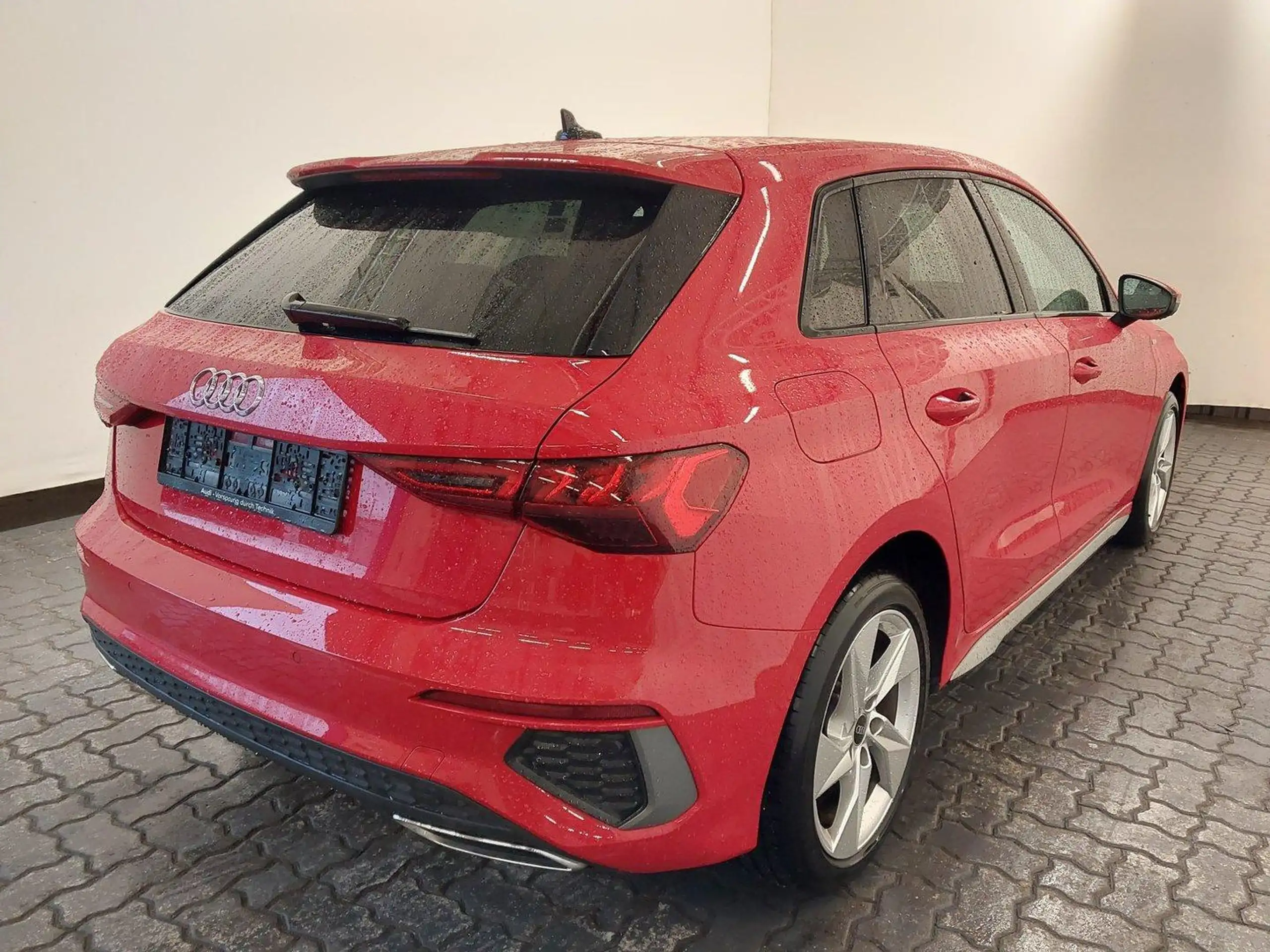 Audi - A3