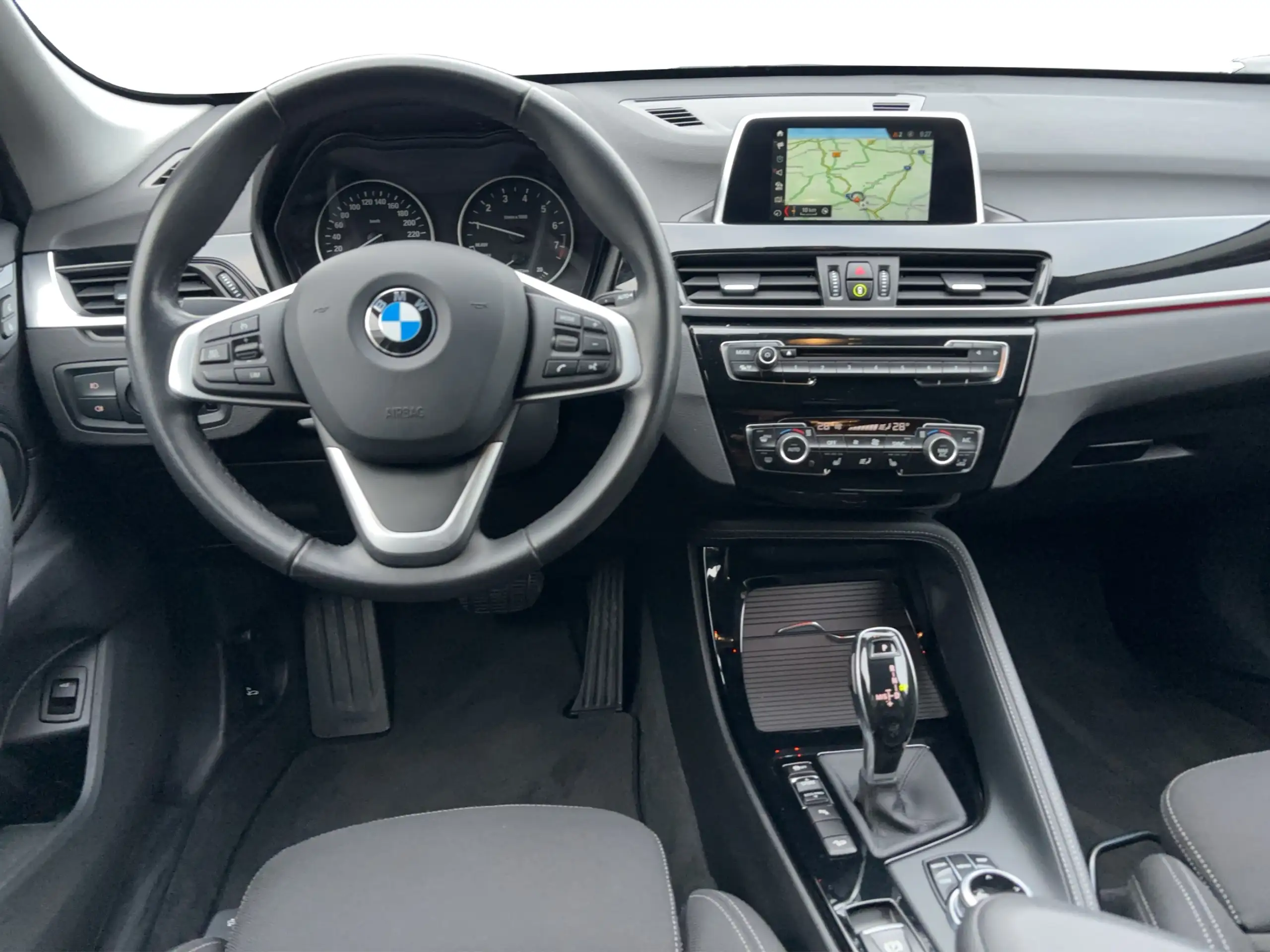 BMW - X1