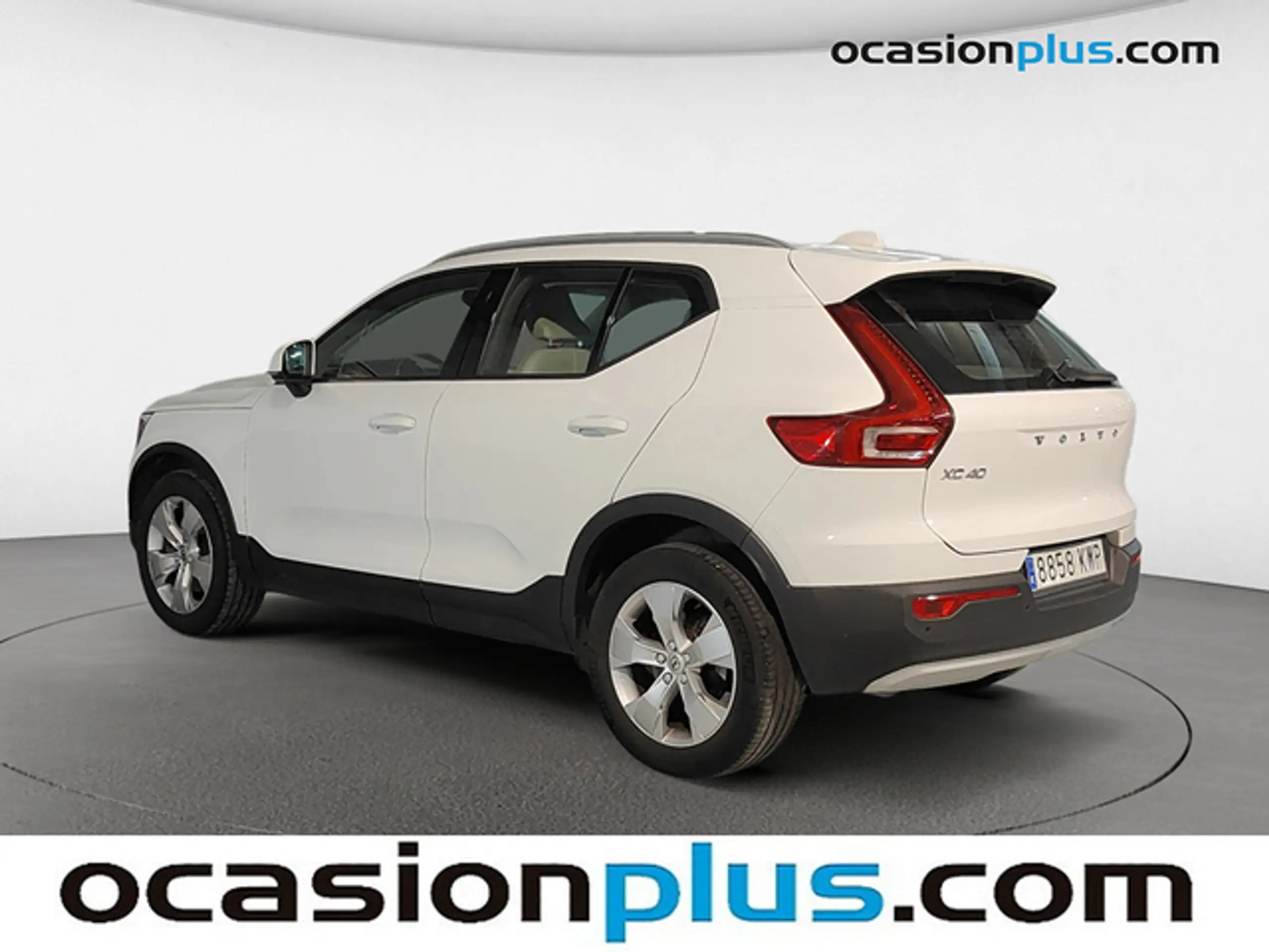 Volvo - XC40