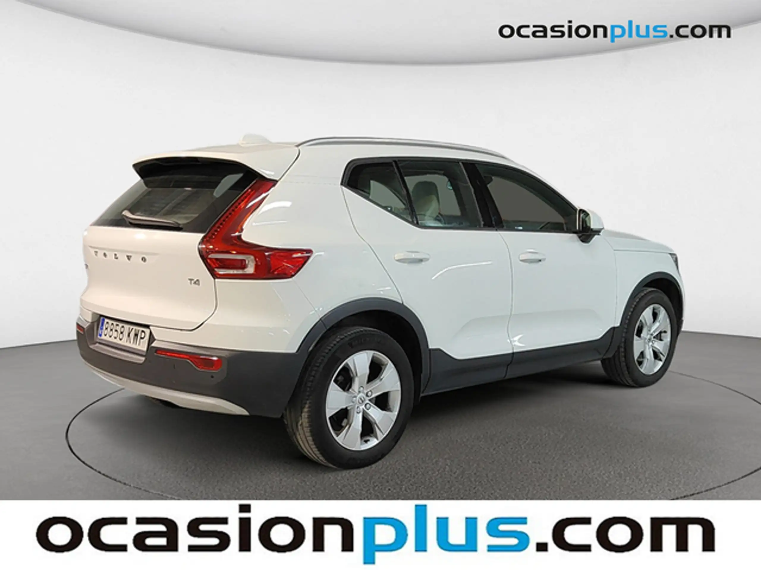 Volvo - XC40