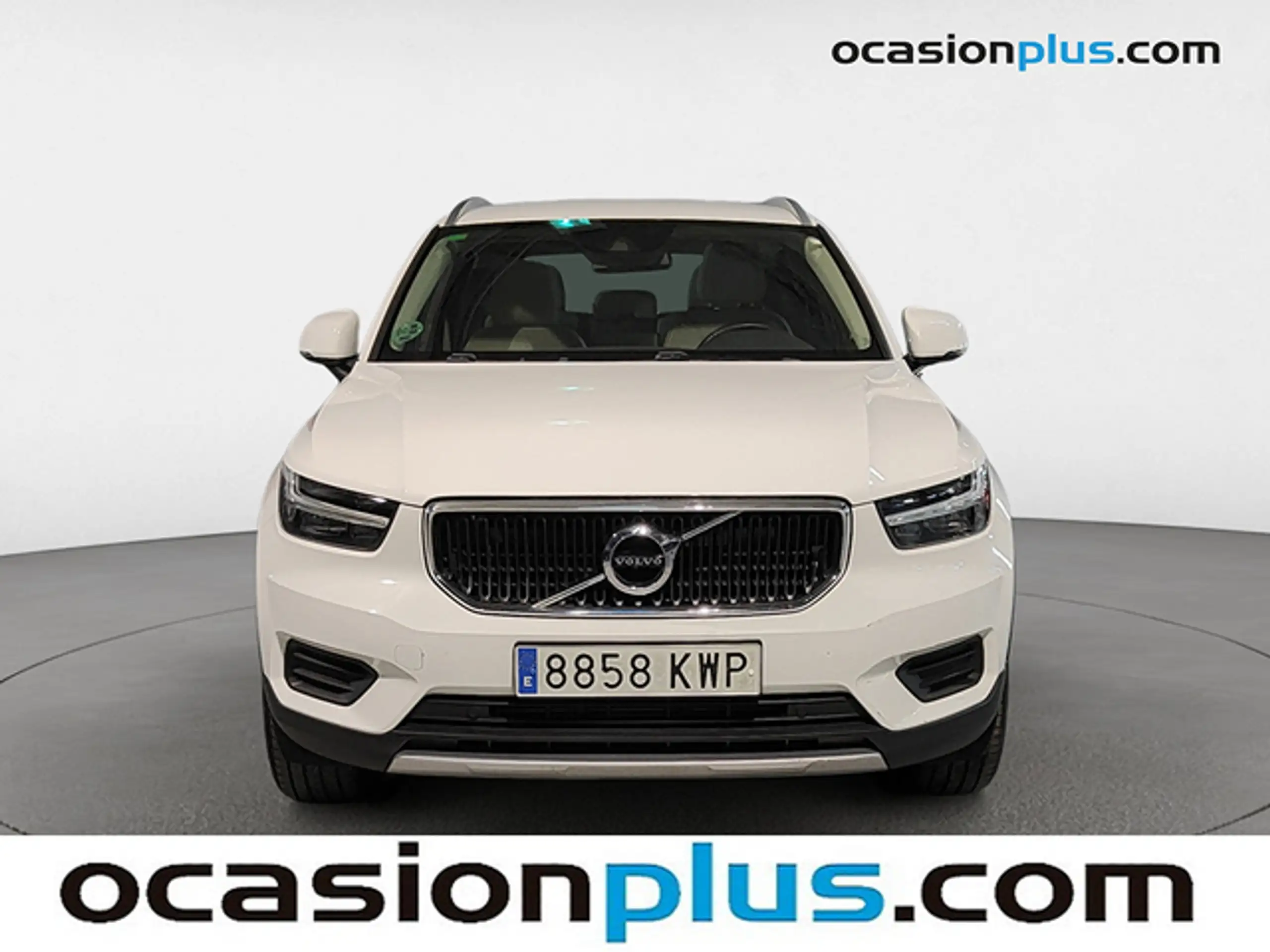 Volvo - XC40