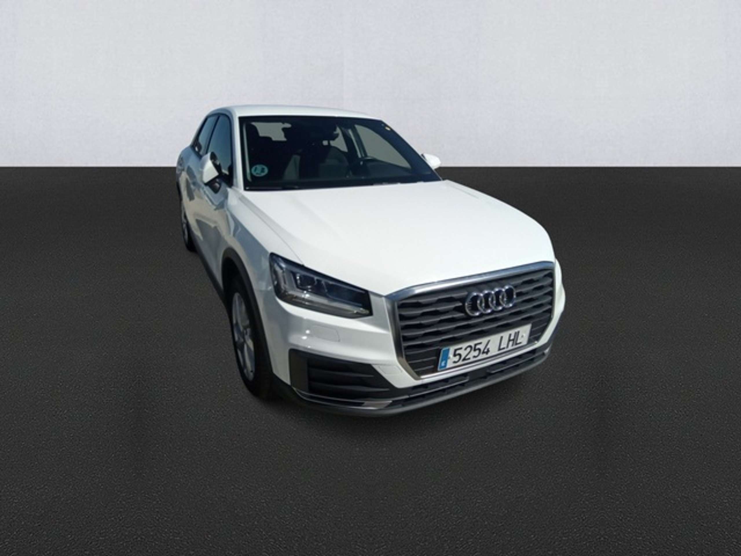 Audi - Q2