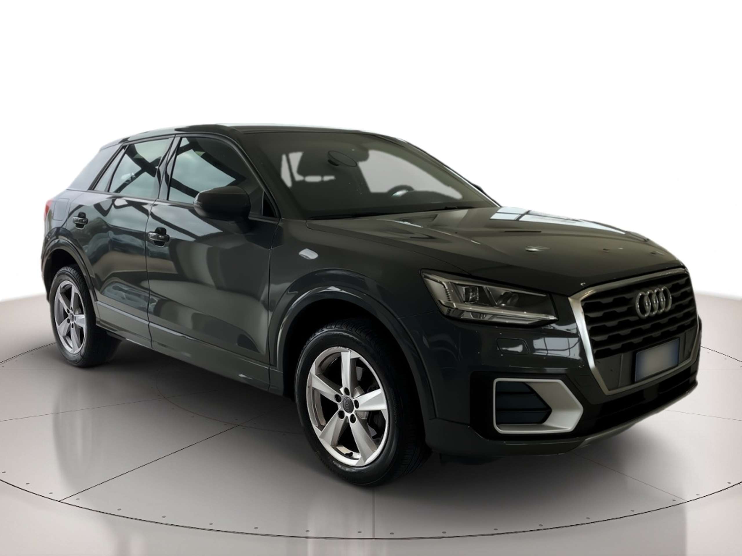 Audi - Q2