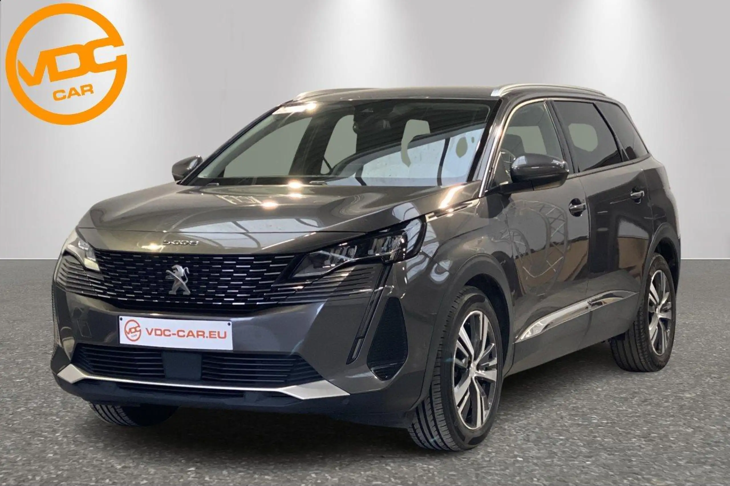 Peugeot 5008 2021