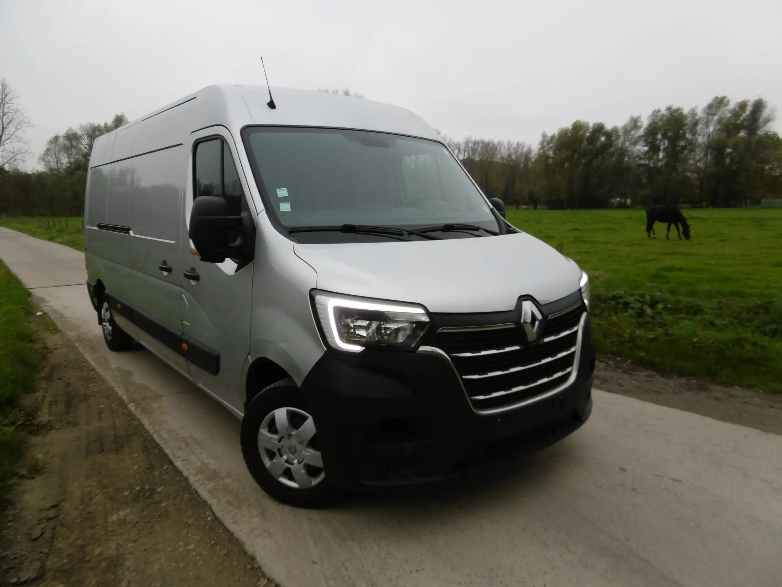 Renault - Master