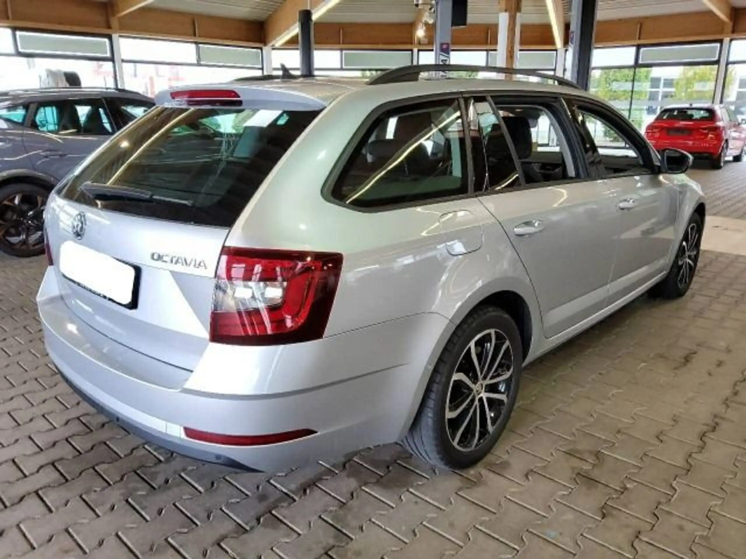 Skoda - Octavia