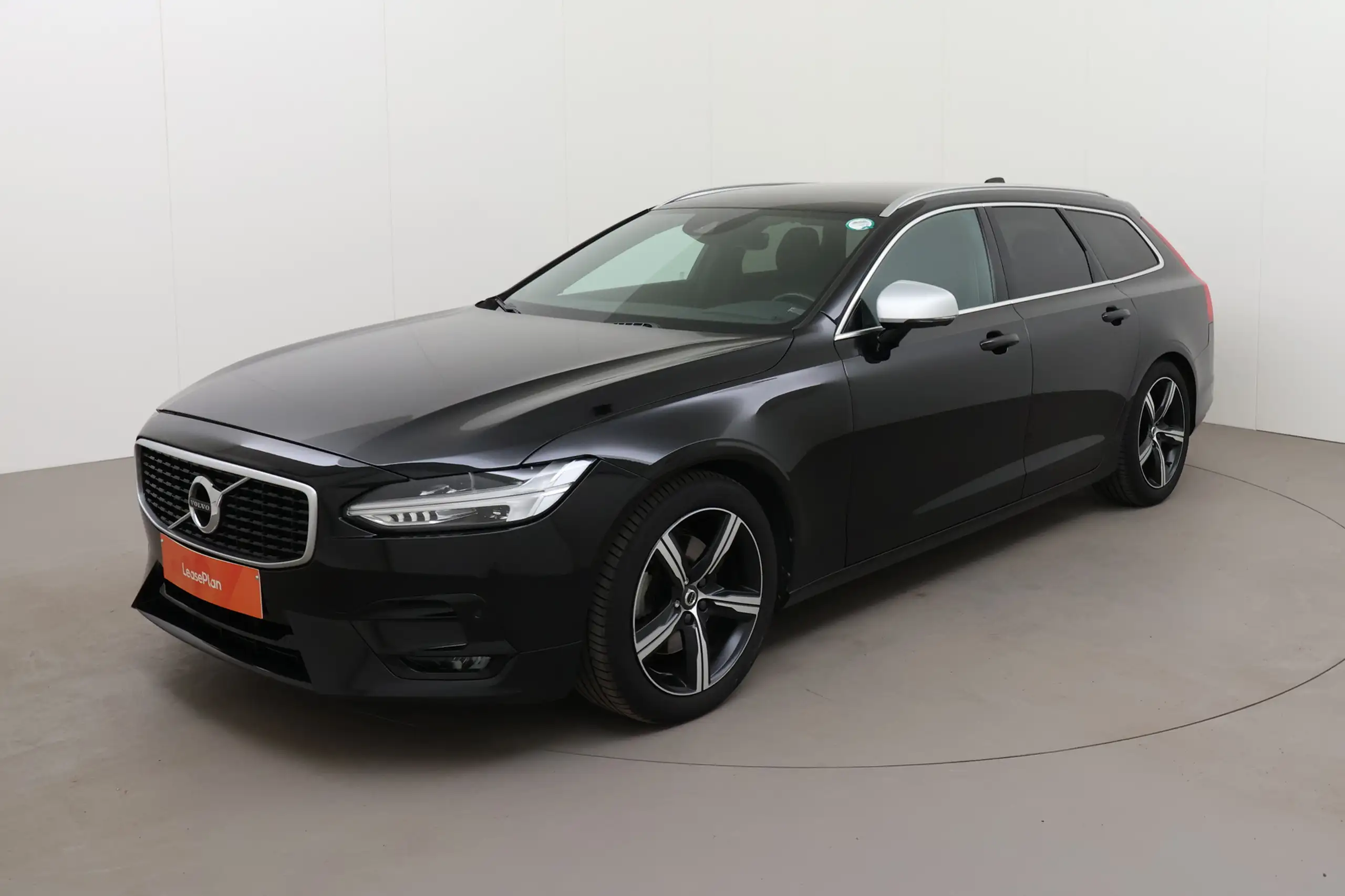 Volvo - V90