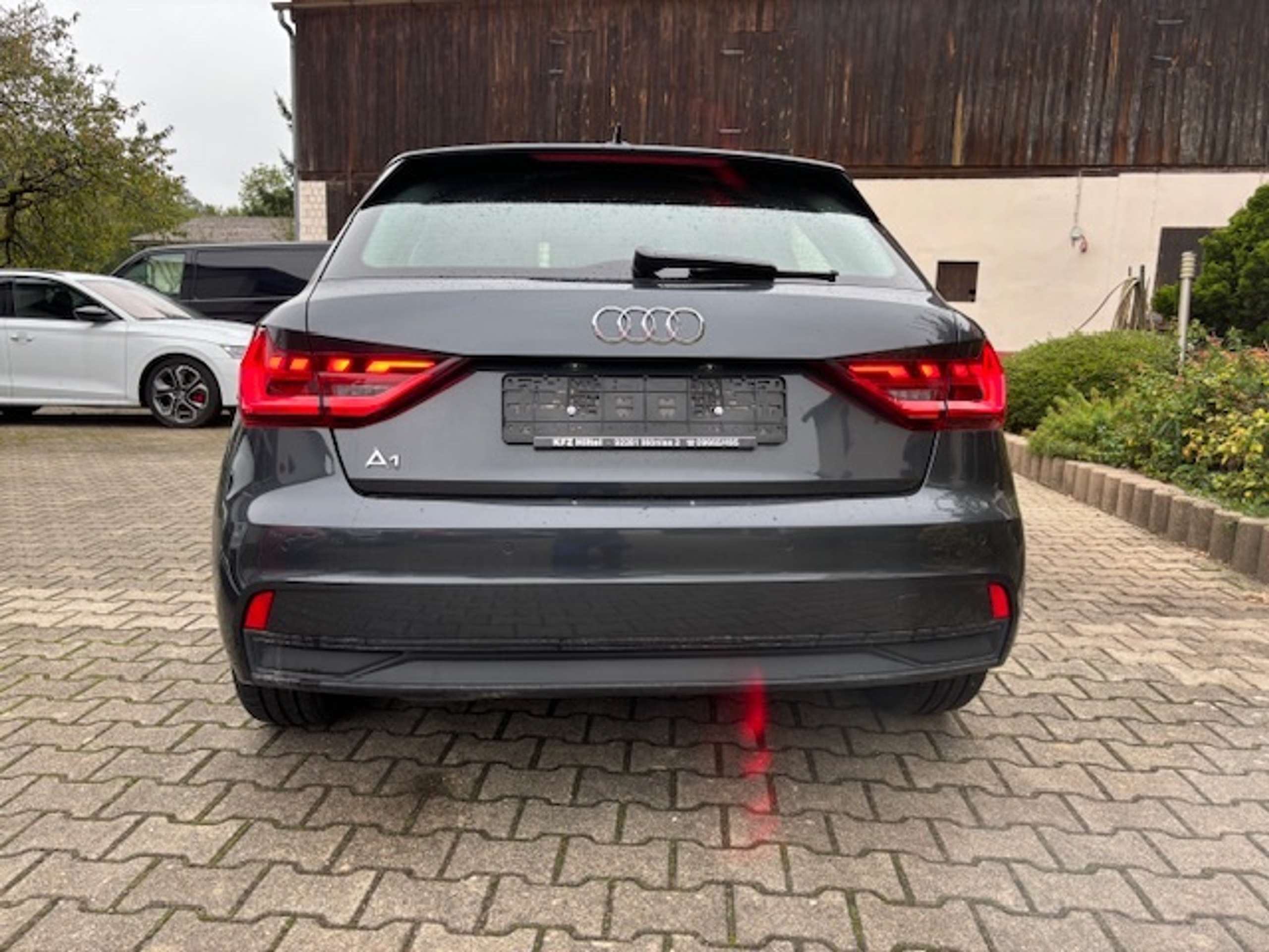 Audi - A1