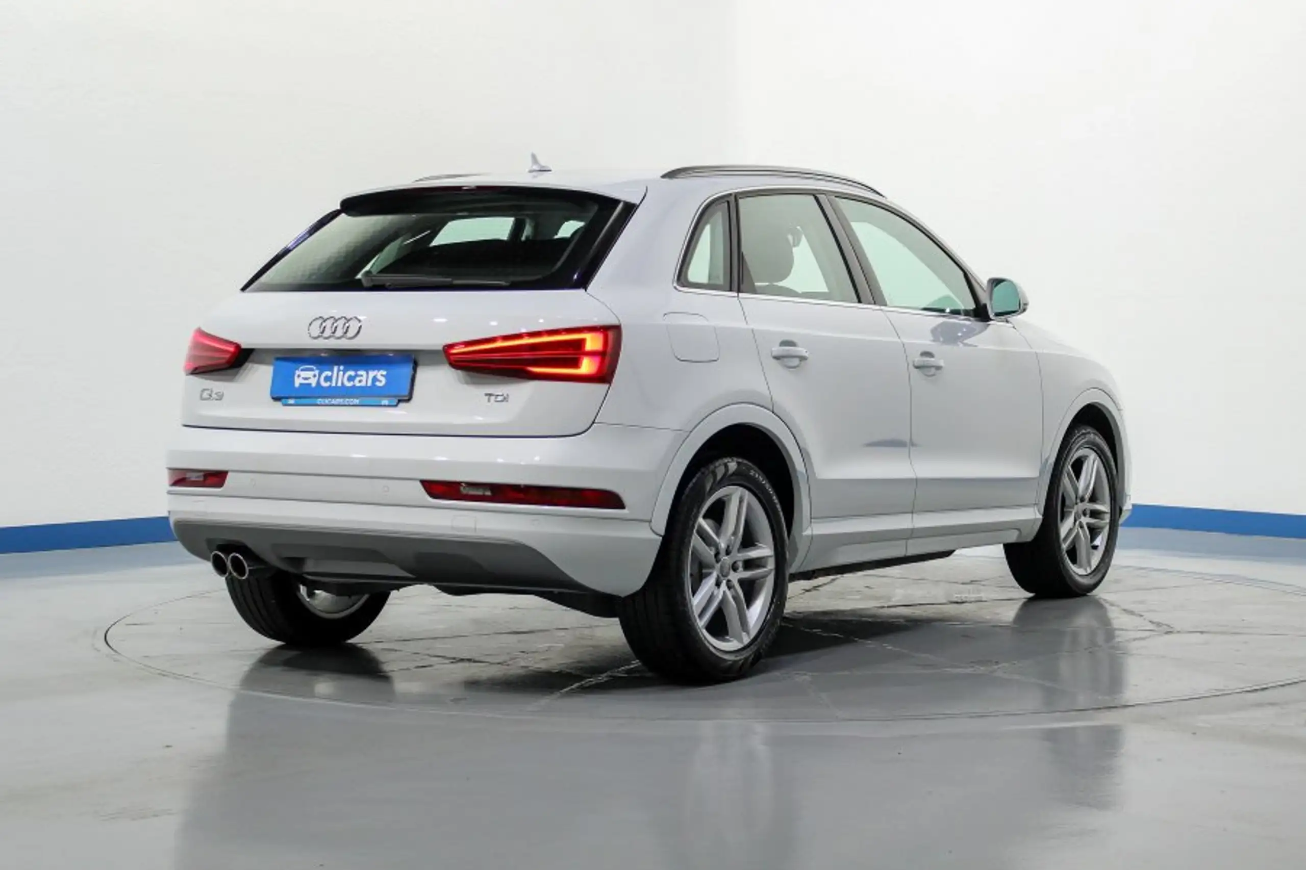 Audi - Q3