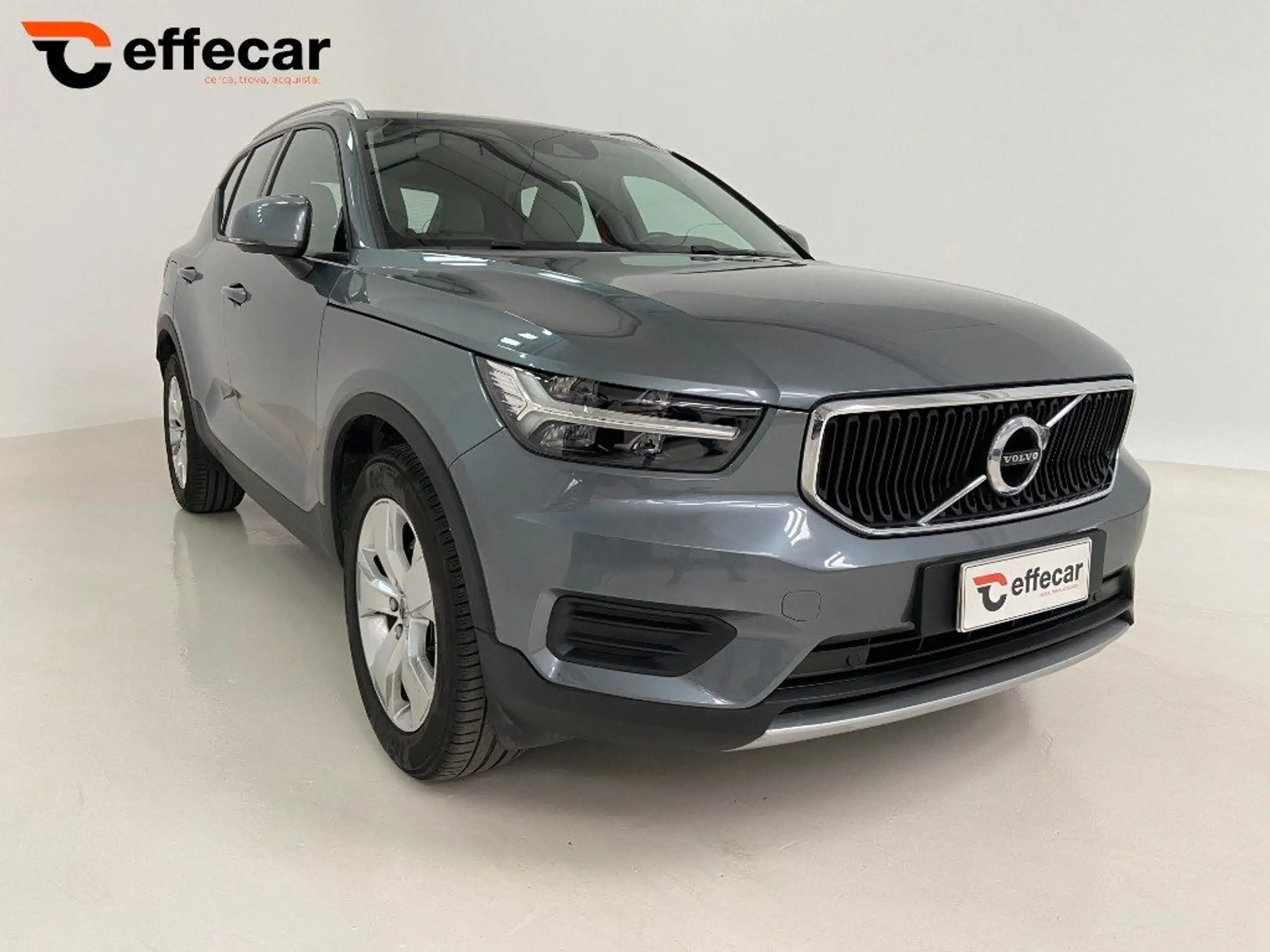 Volvo - XC40