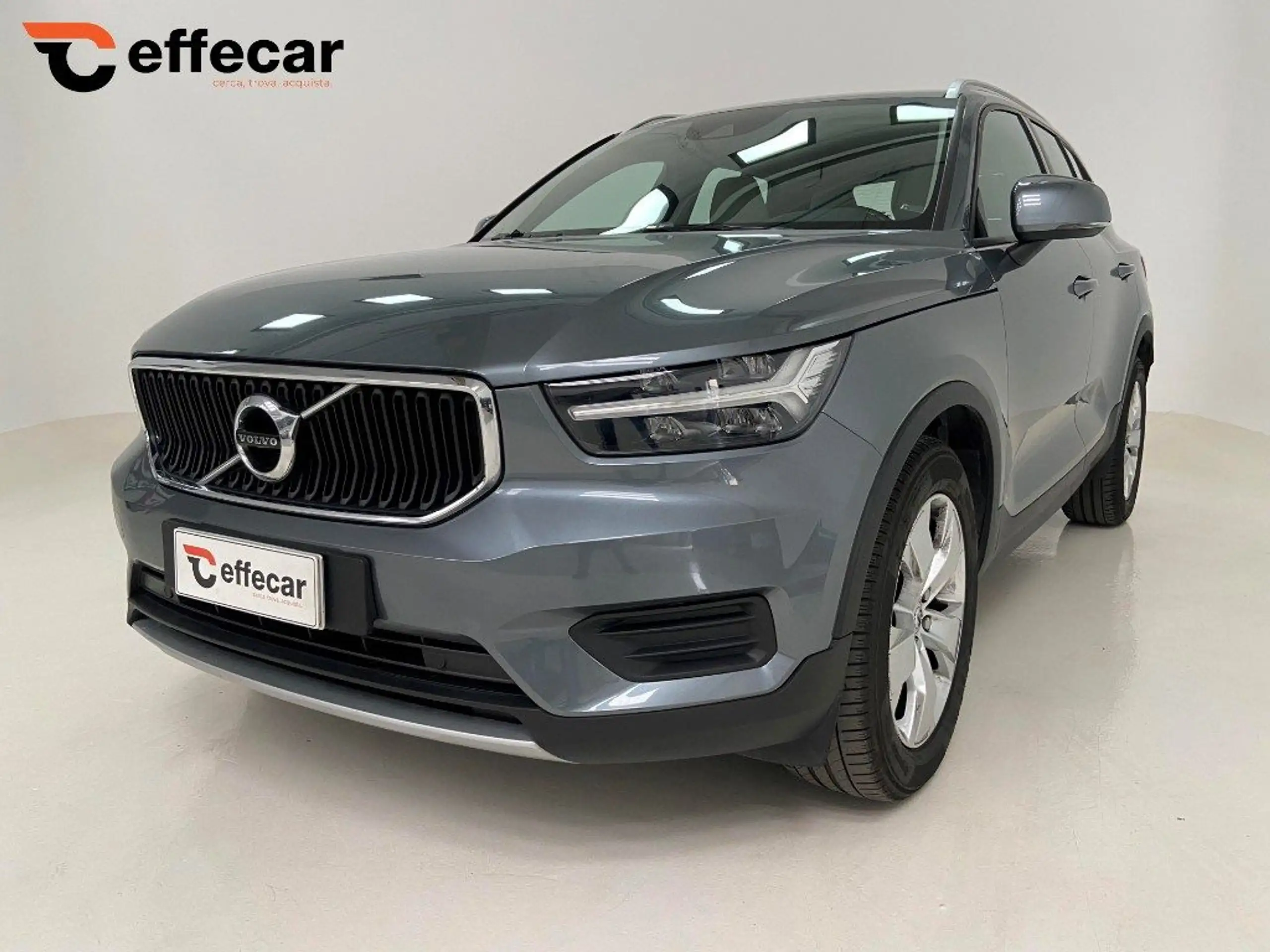 Volvo - XC40