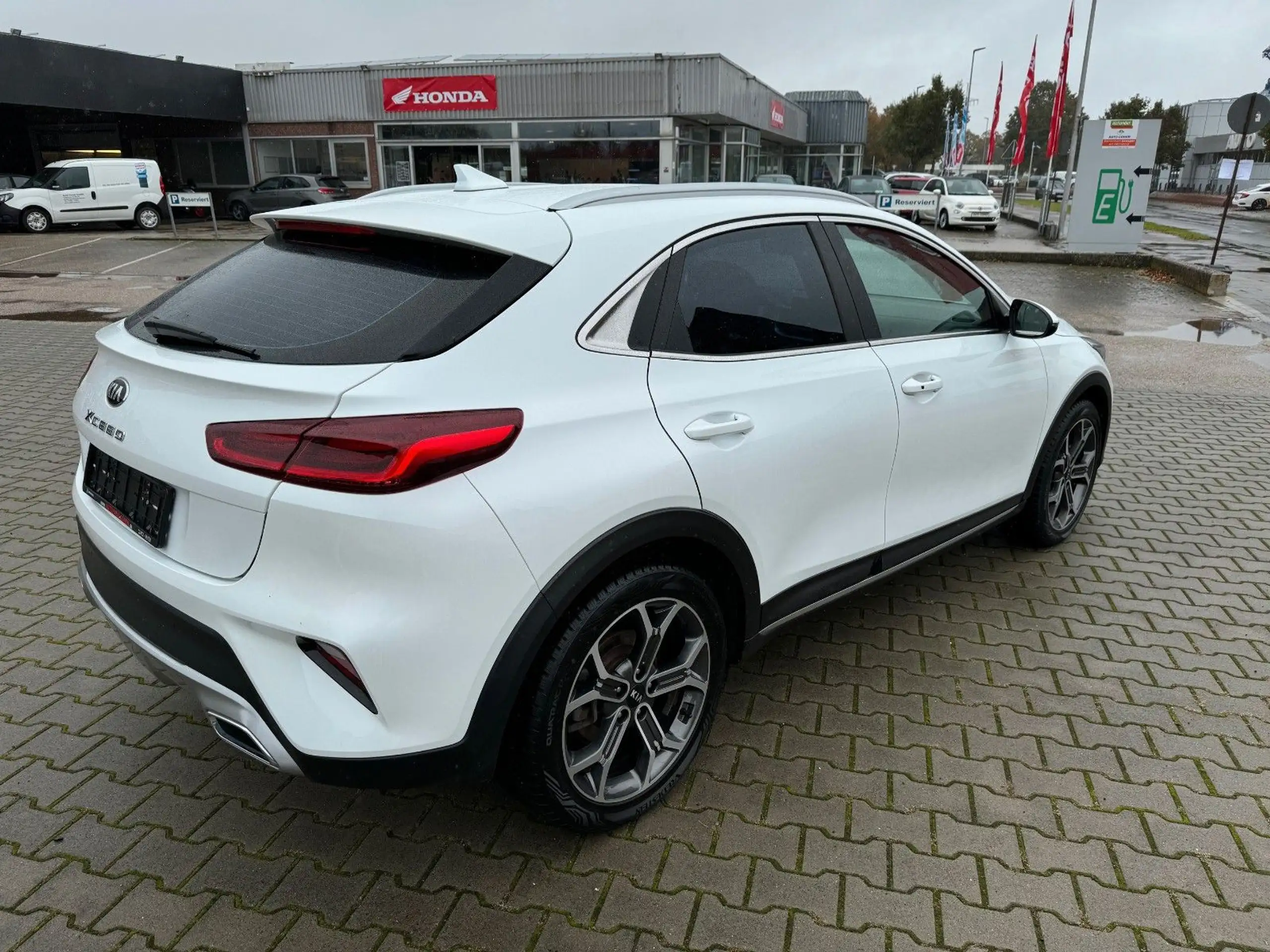 Kia - XCeed