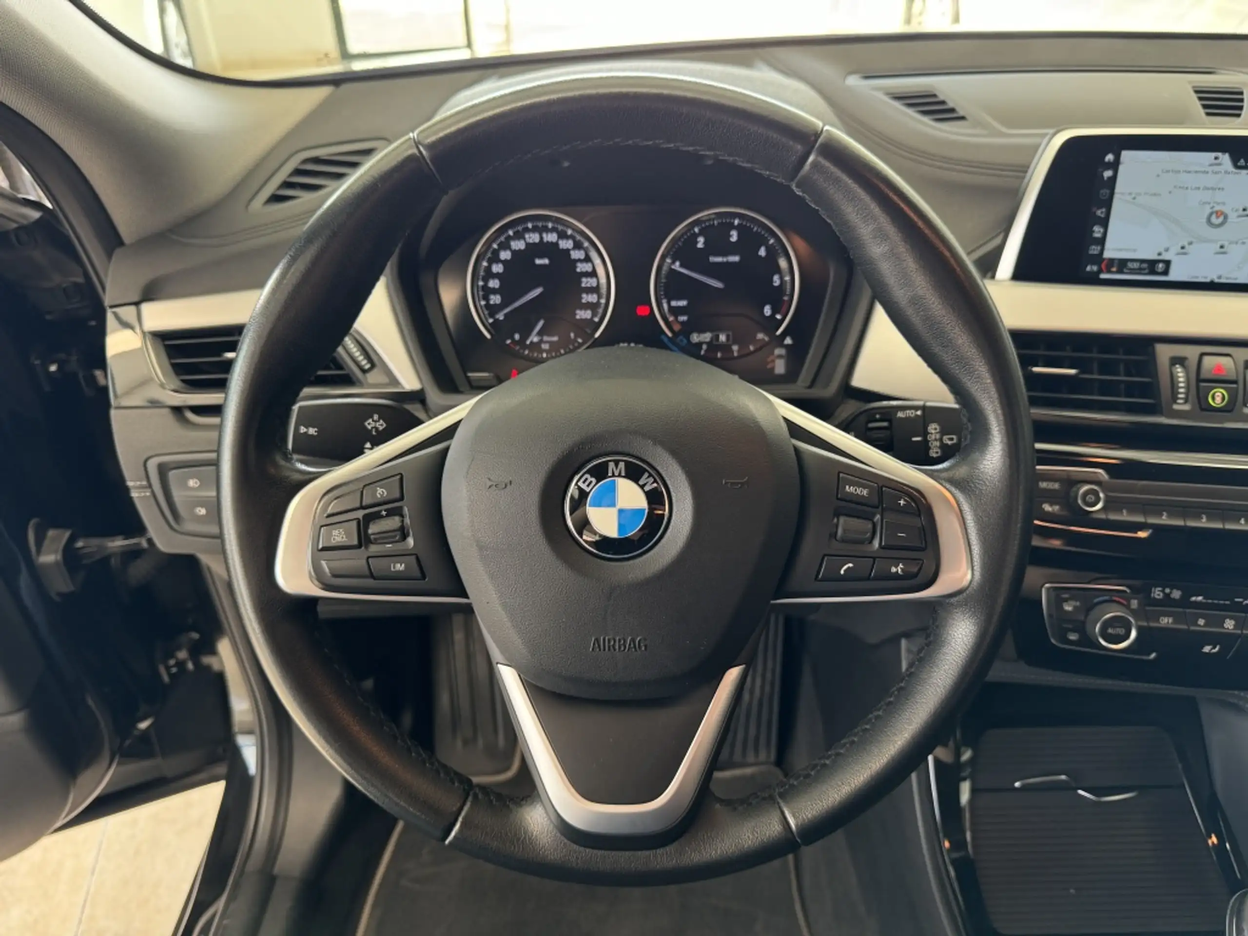 BMW - X2