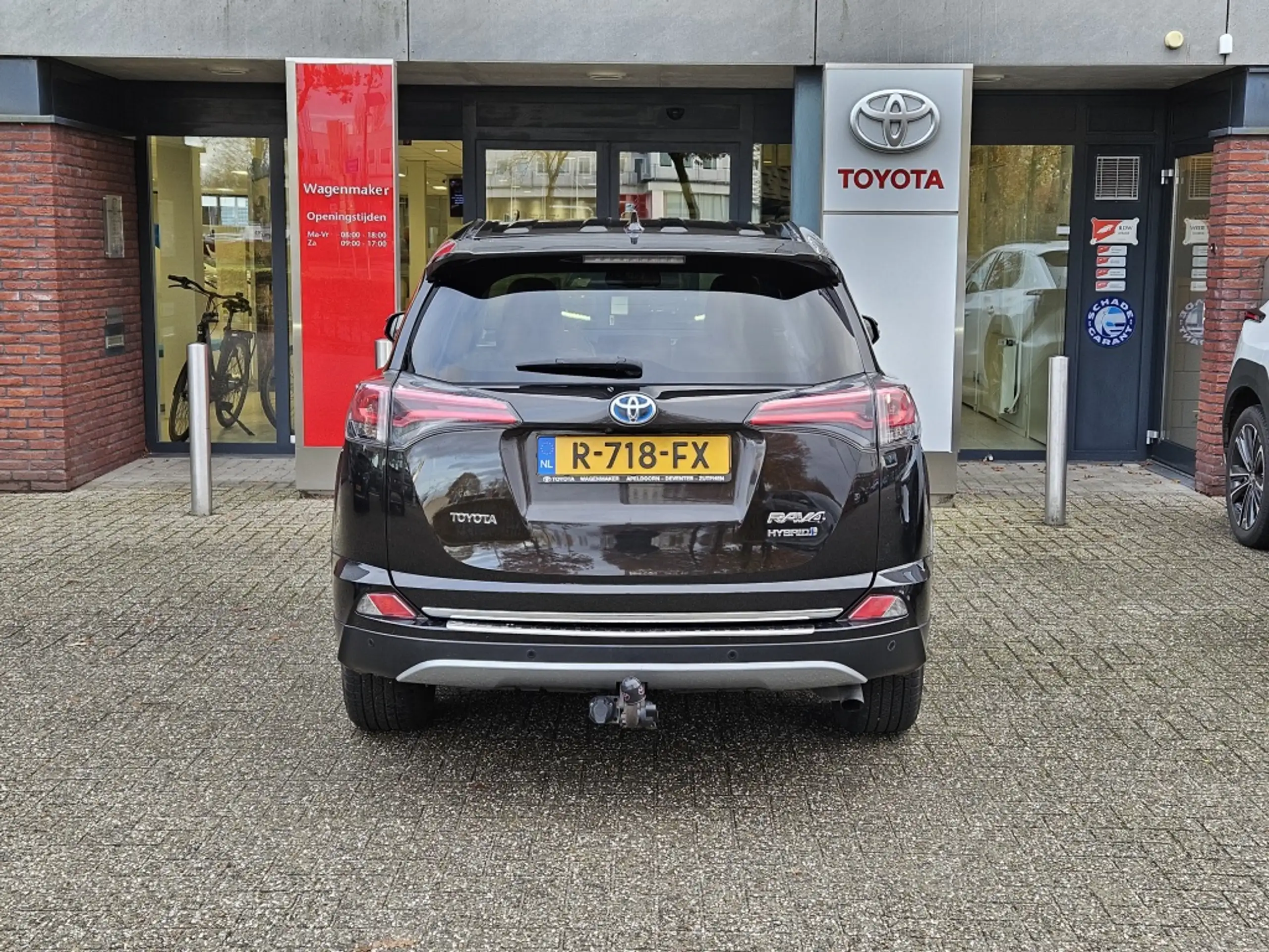 Toyota - RAV 4