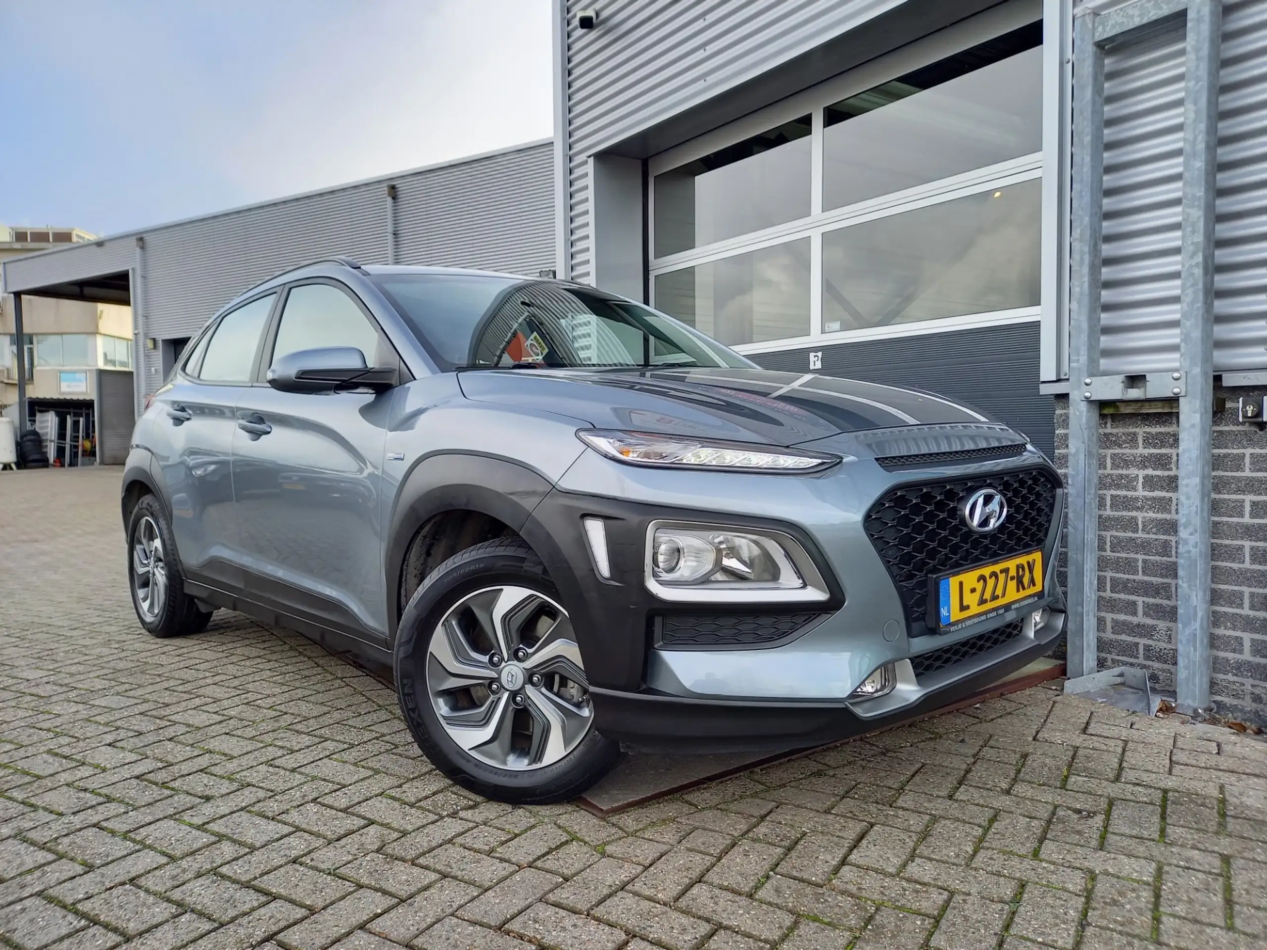 Hyundai - KONA