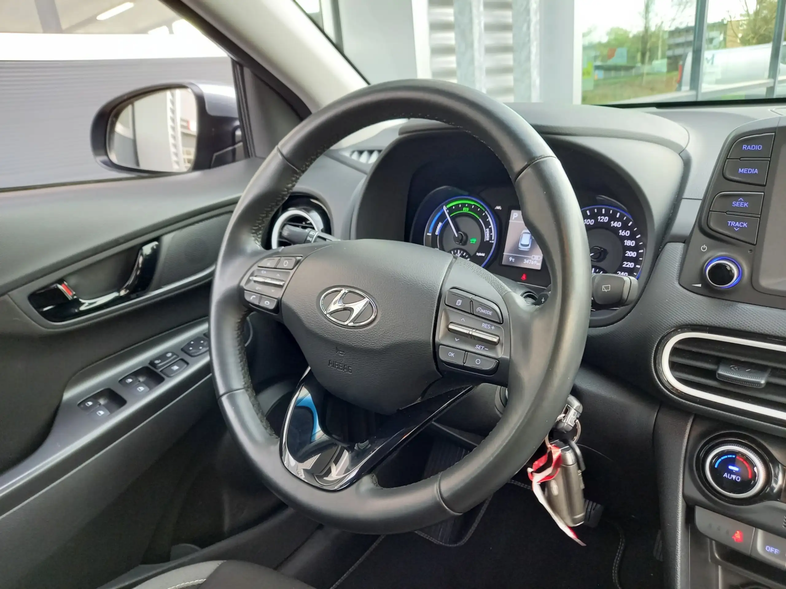 Hyundai - KONA