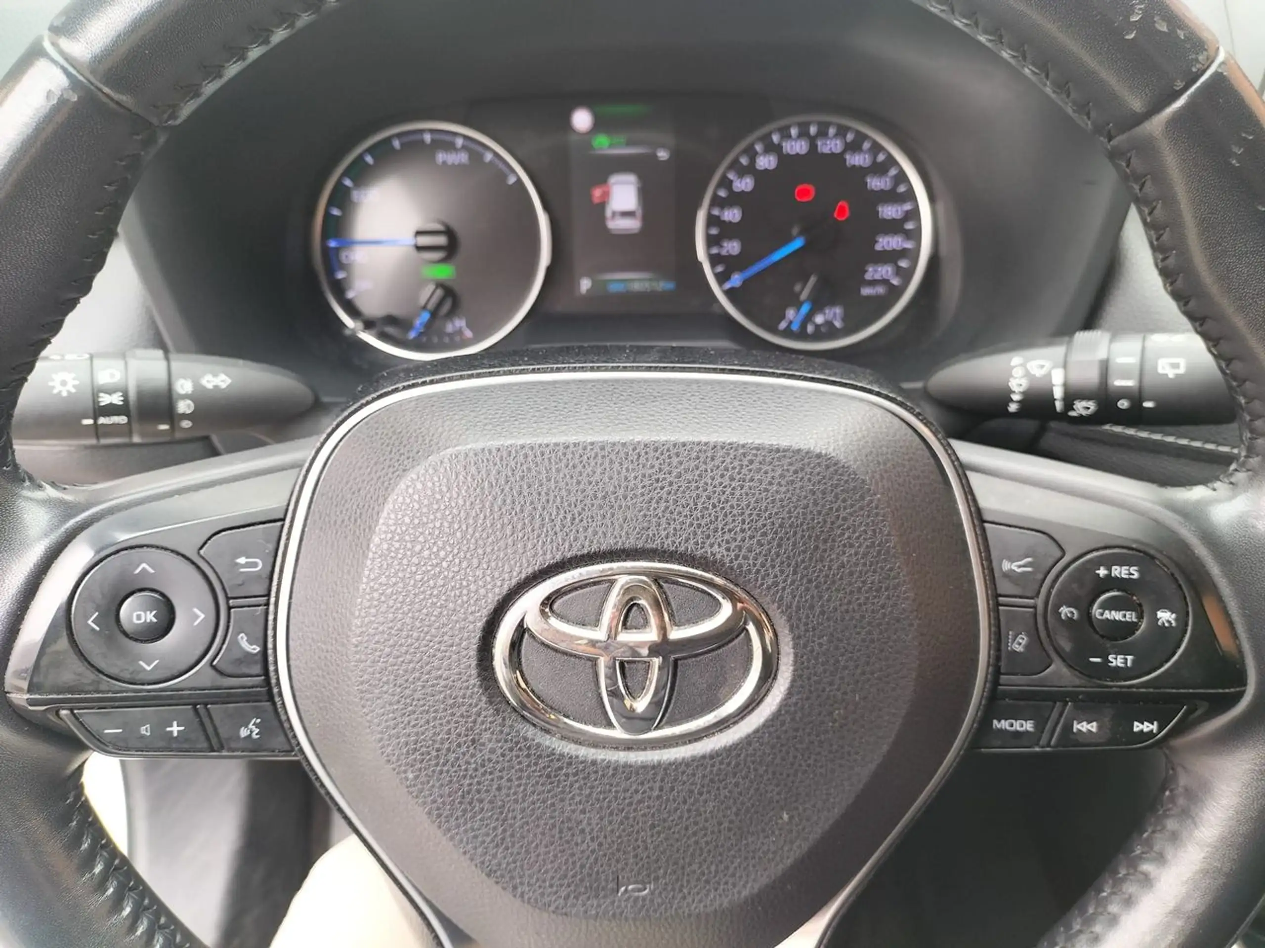 Toyota - RAV 4