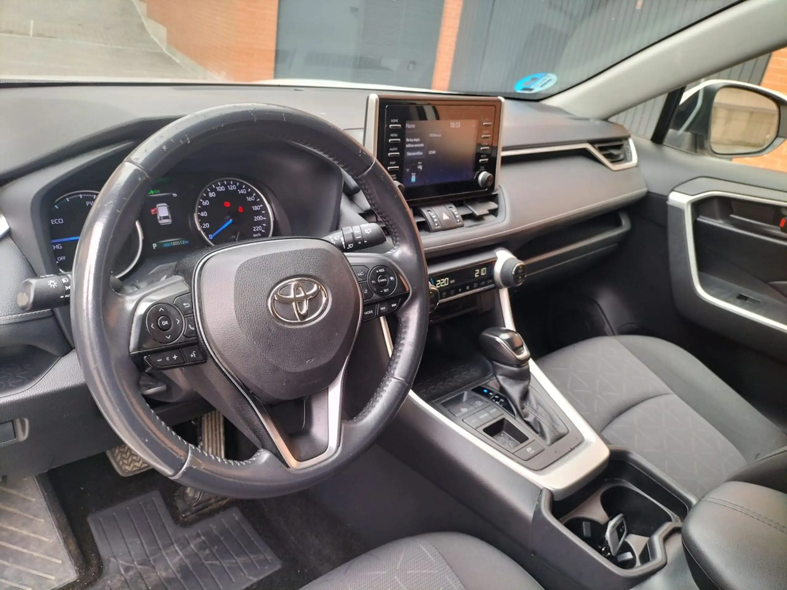 Toyota - RAV 4