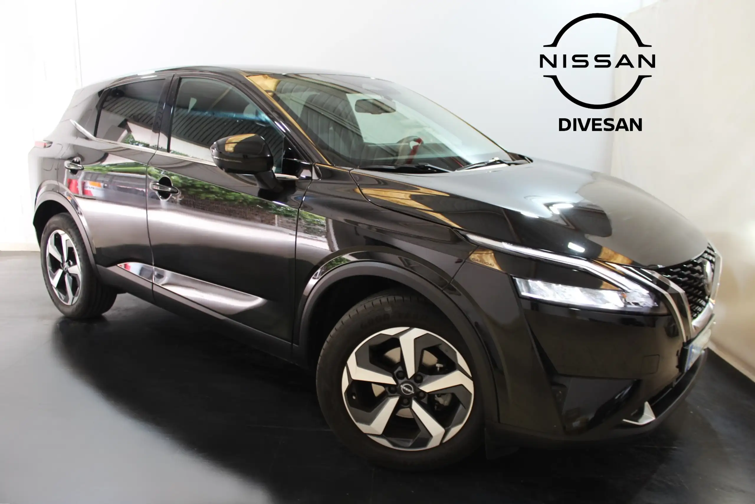 Nissan - Qashqai