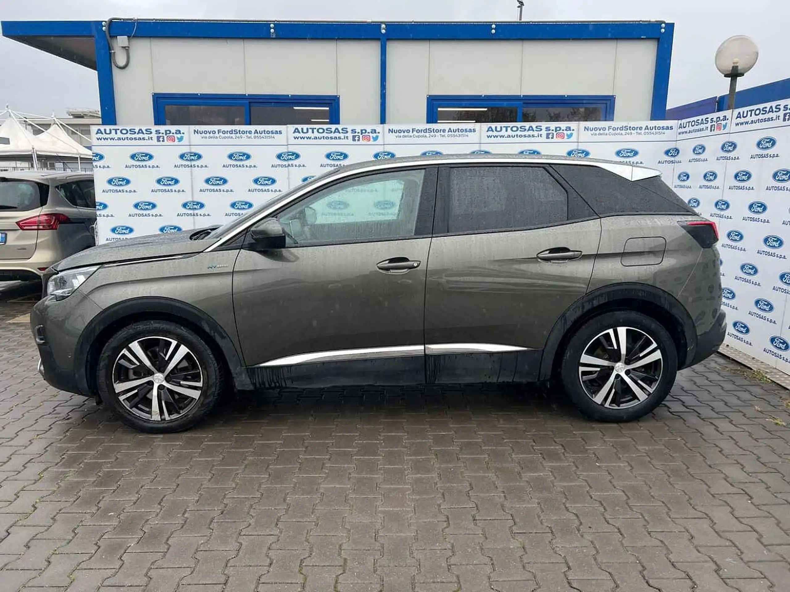 Peugeot - 3008