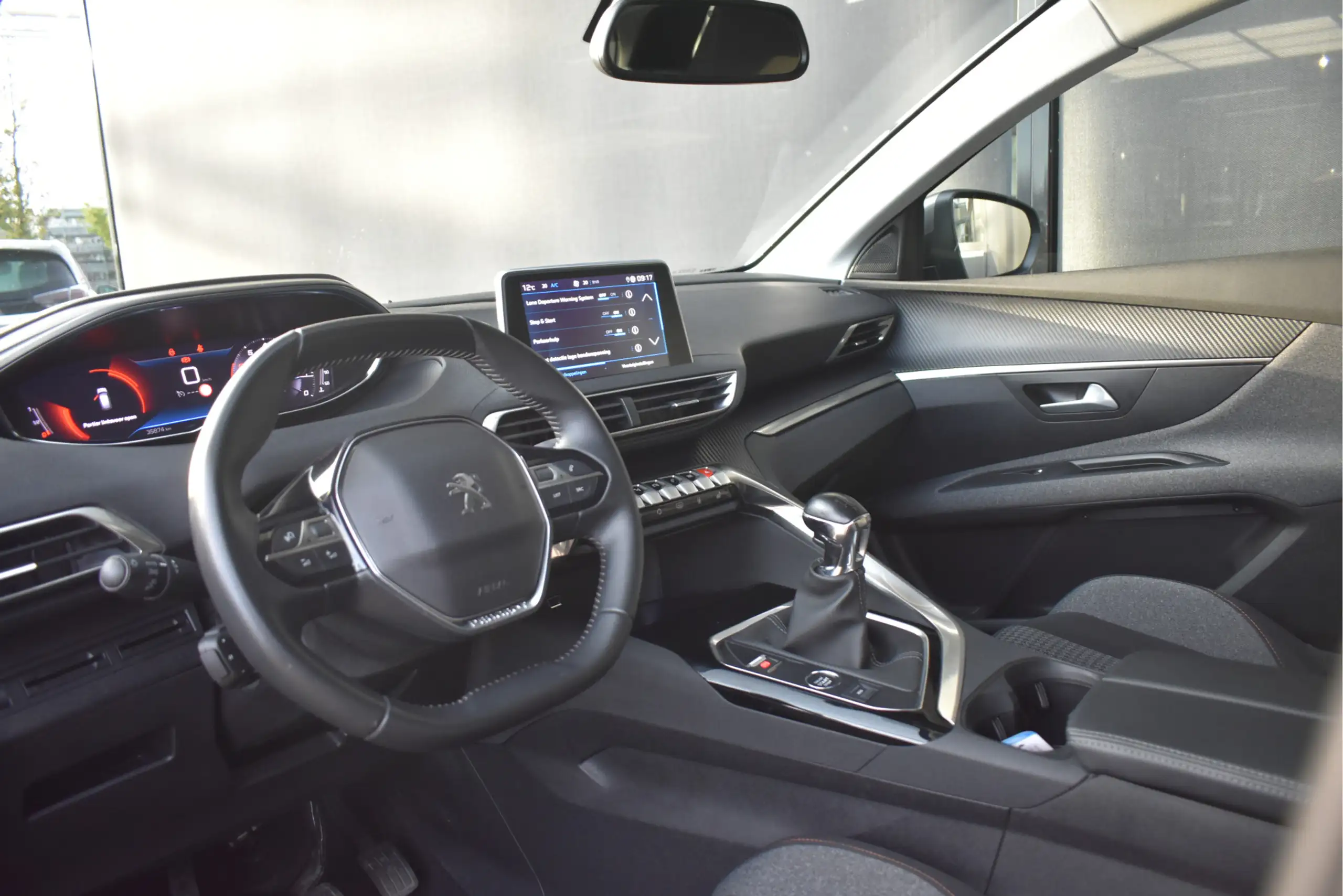 Peugeot - 3008