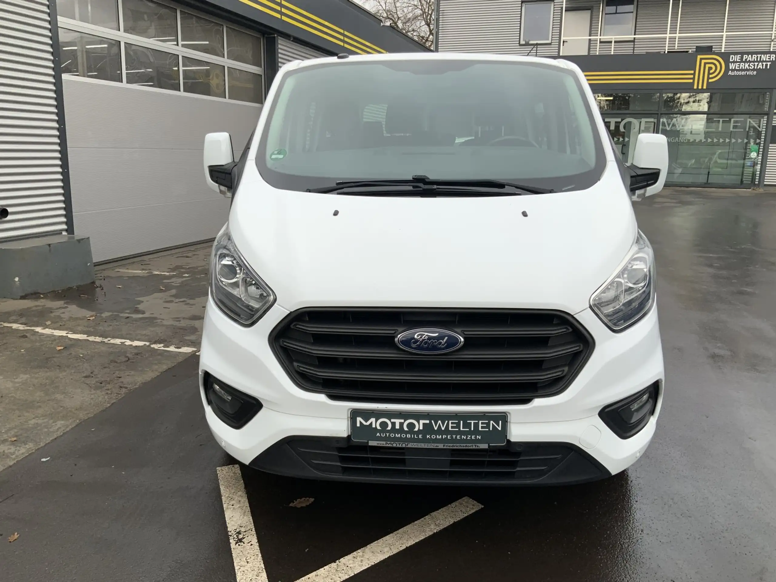 Ford - Transit Custom