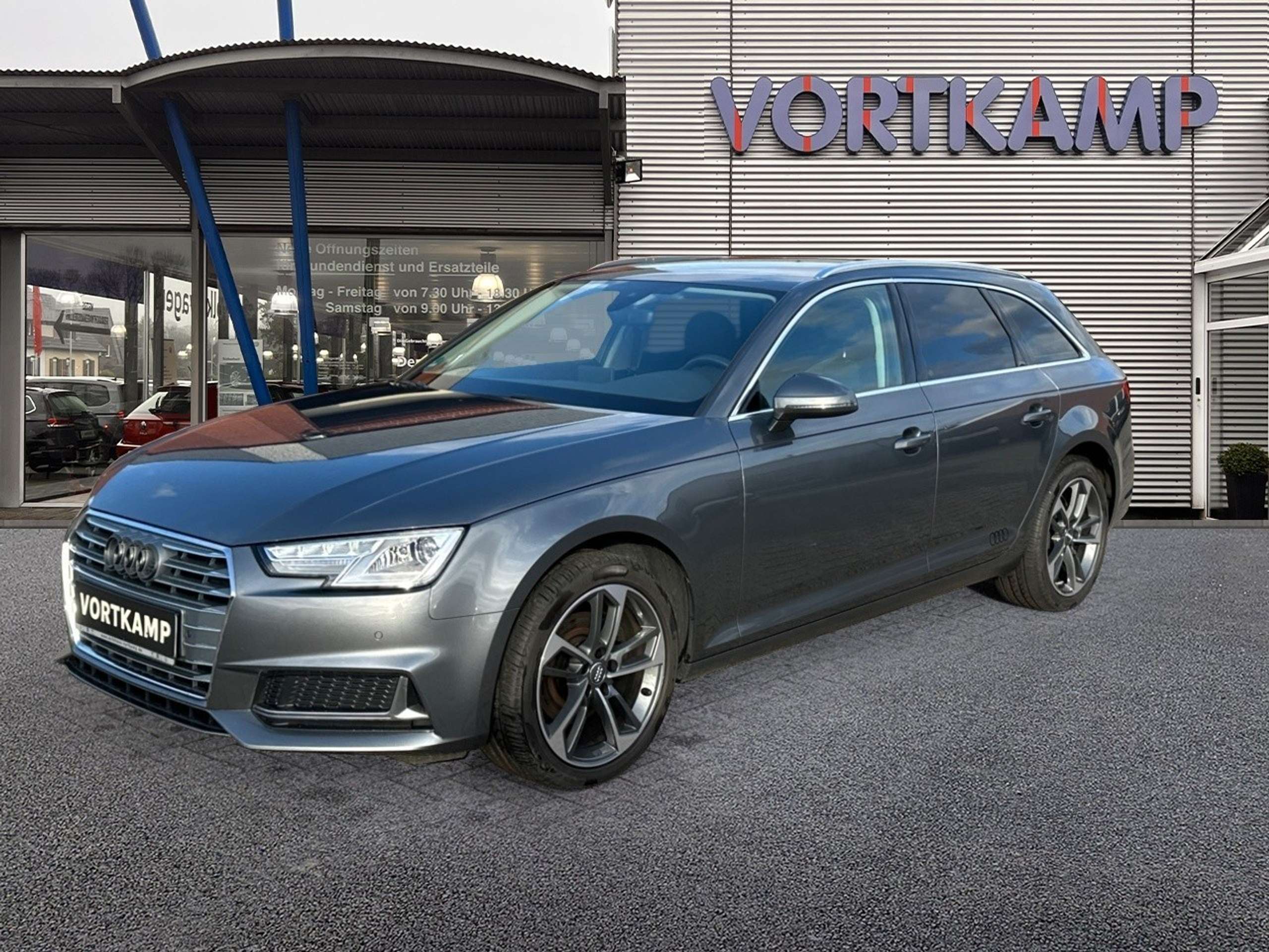 Audi - A4