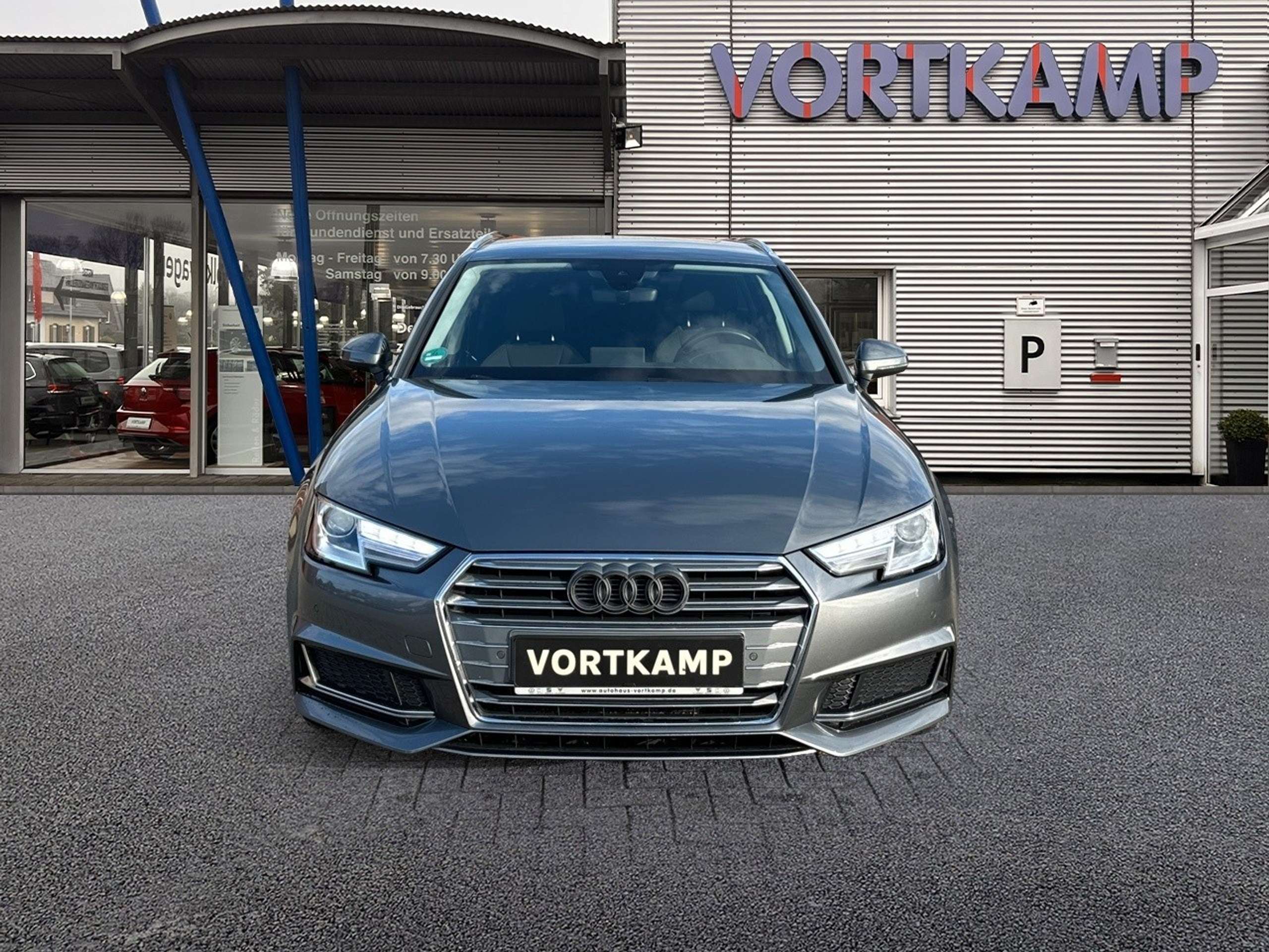 Audi - A4