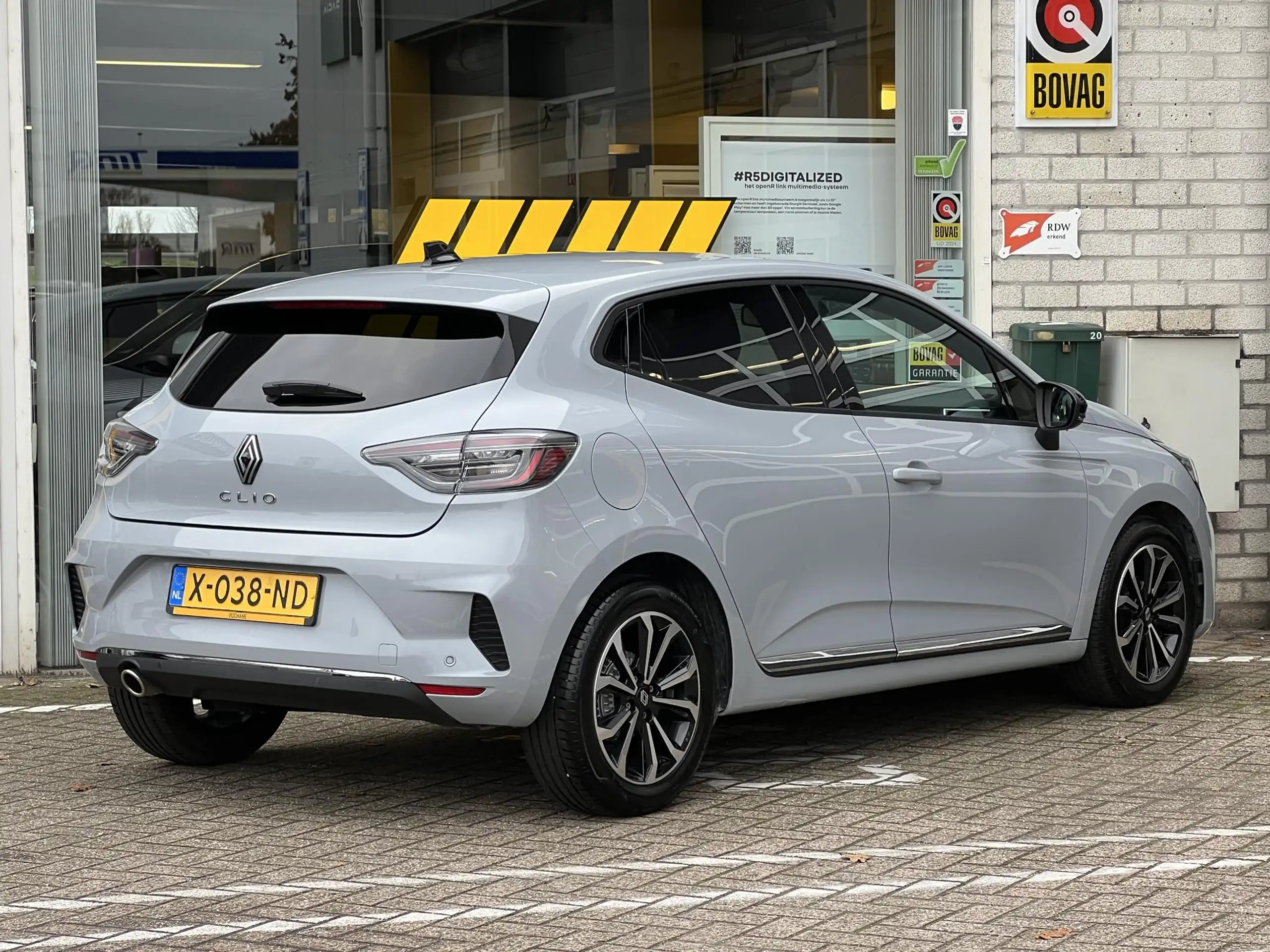 Renault - Clio