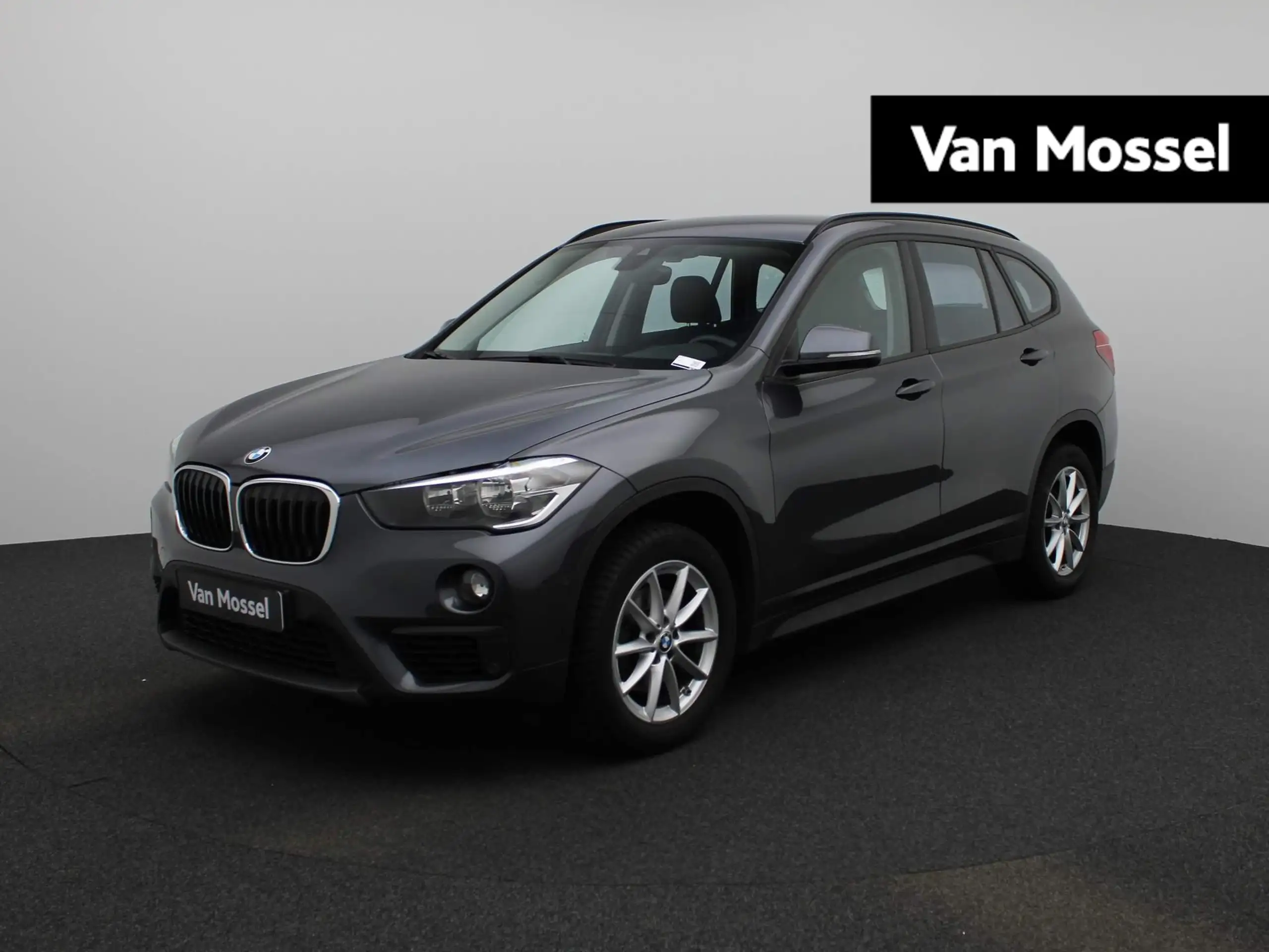 BMW - X1