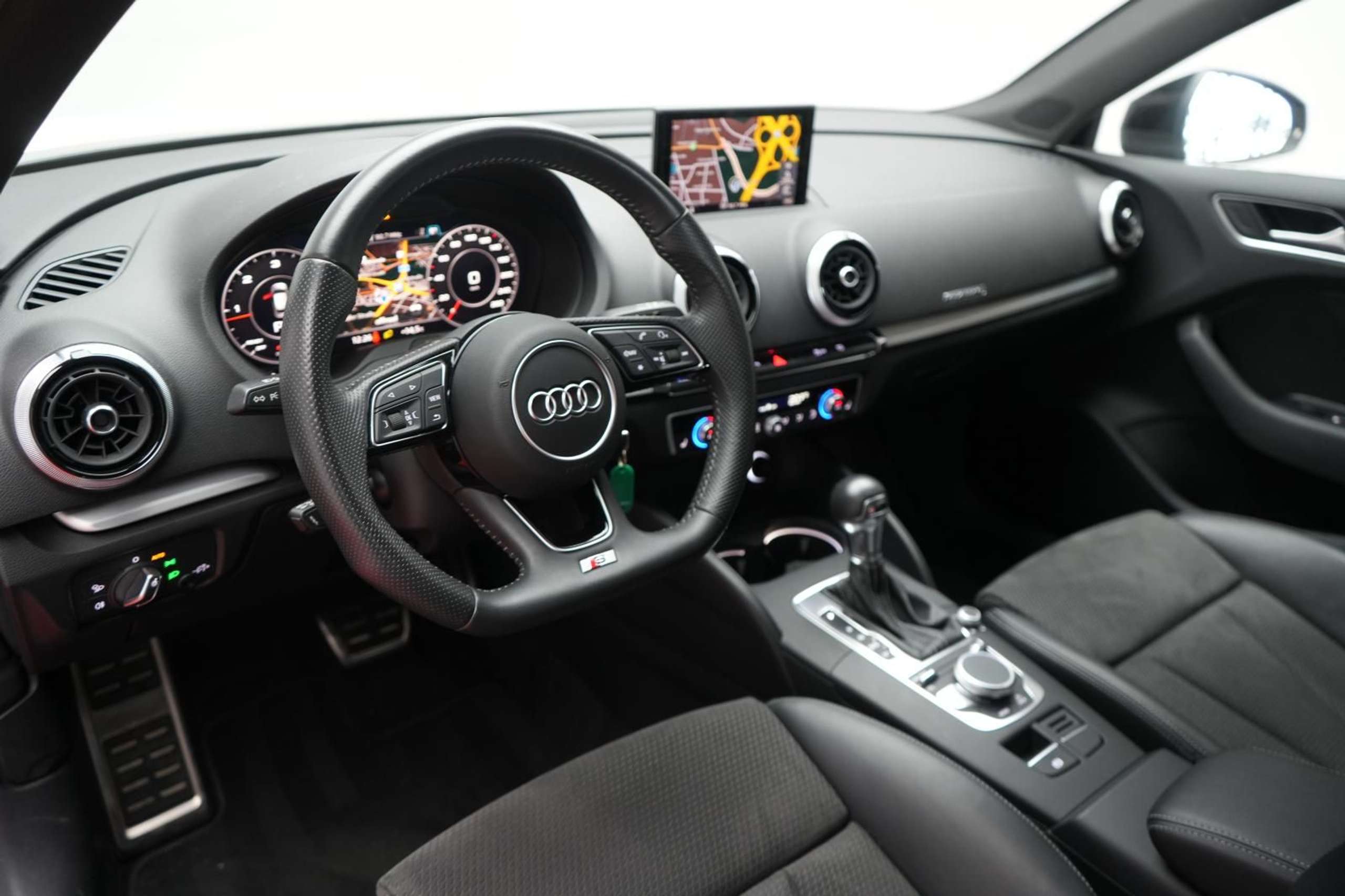 Audi - A3