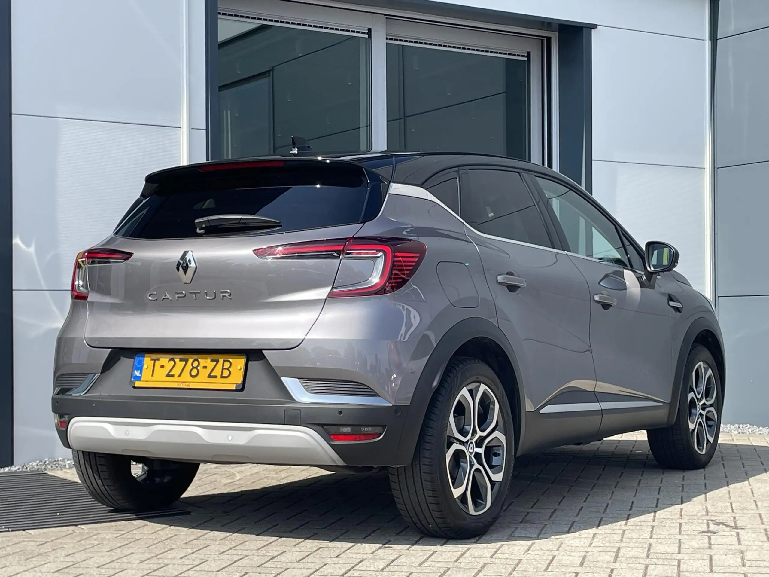 Renault - Captur