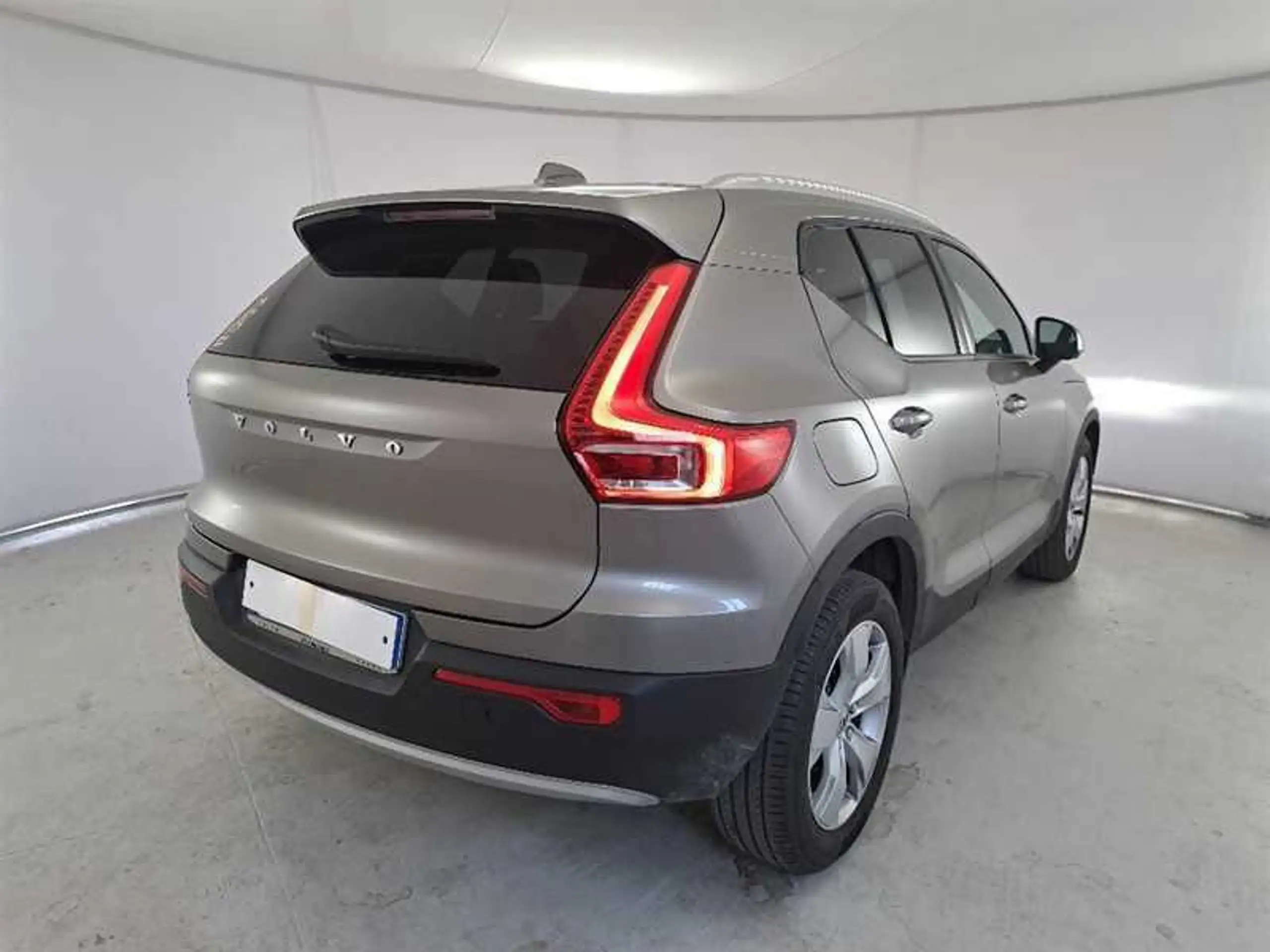 Volvo - XC40