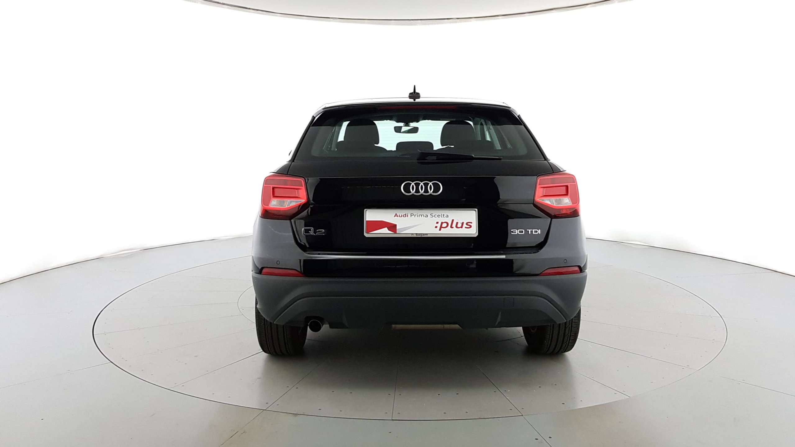 Audi - Q2