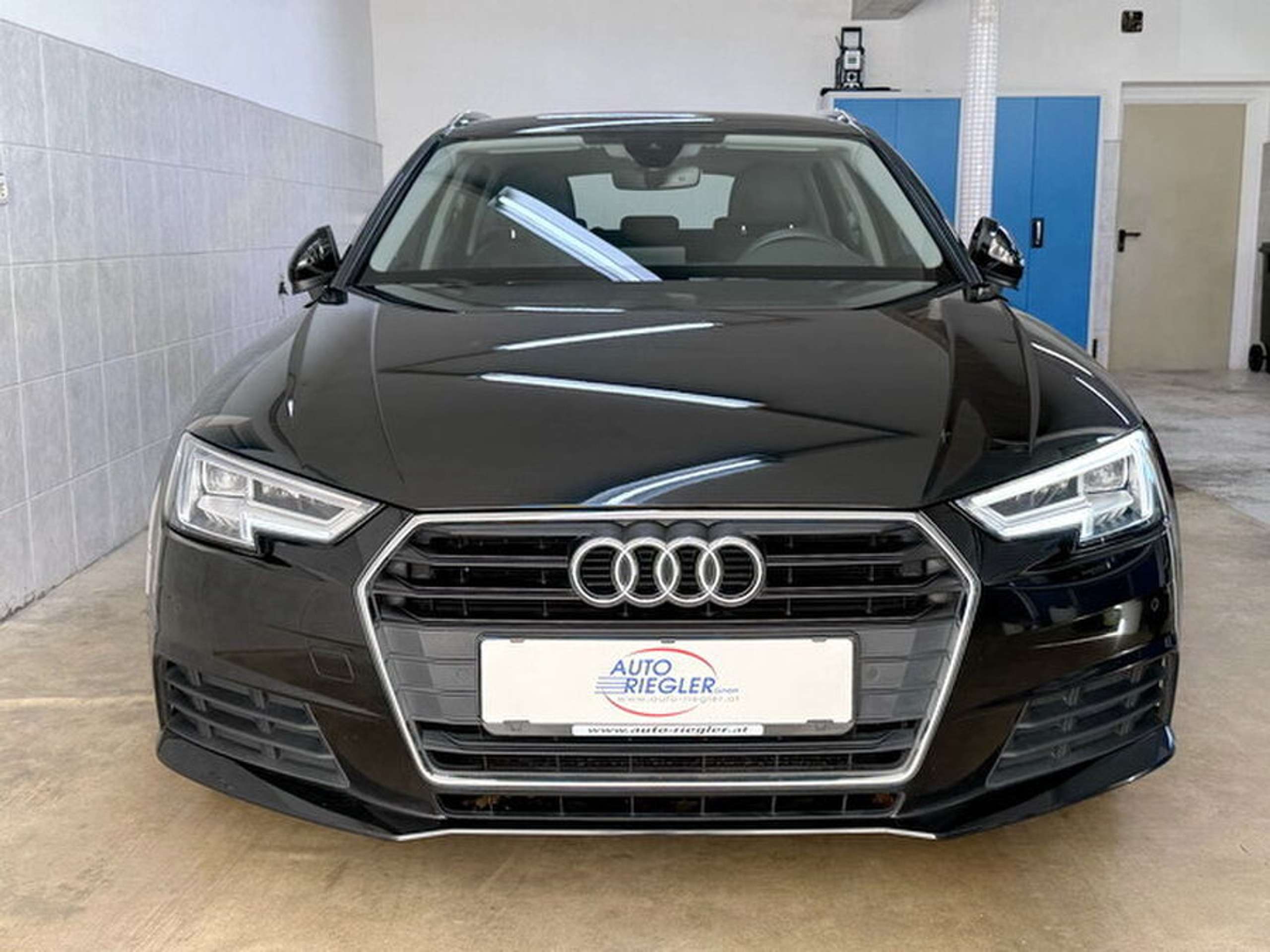 Audi - A4