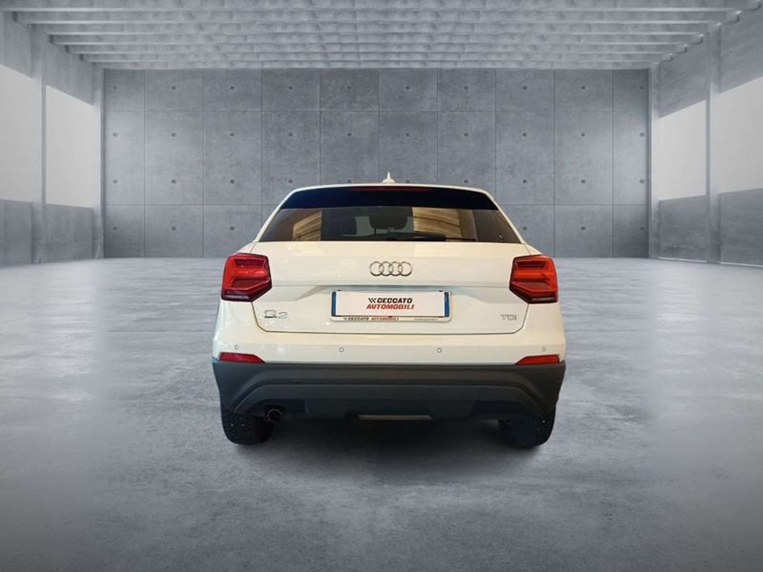 Audi - Q2