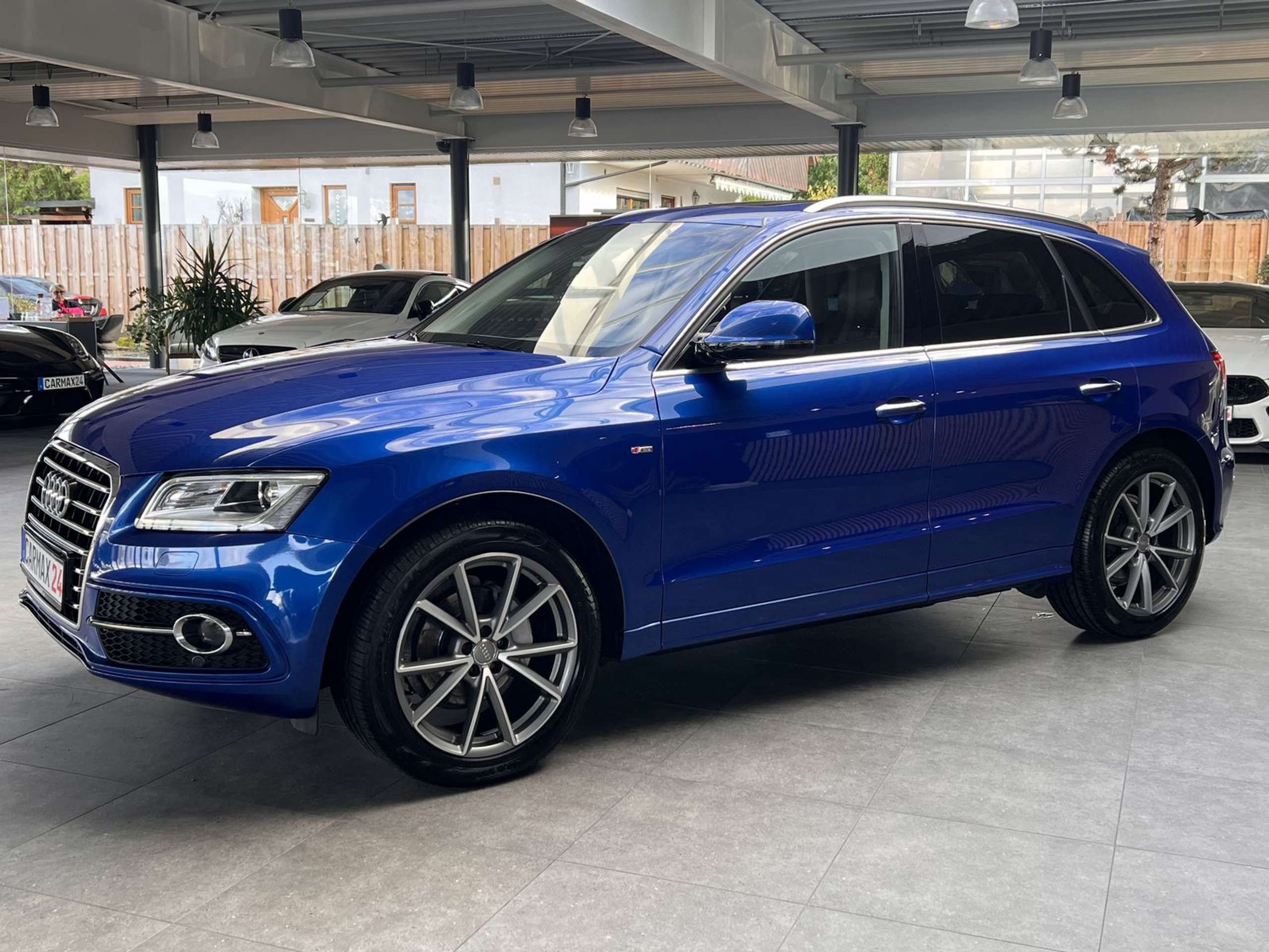 Audi - Q5