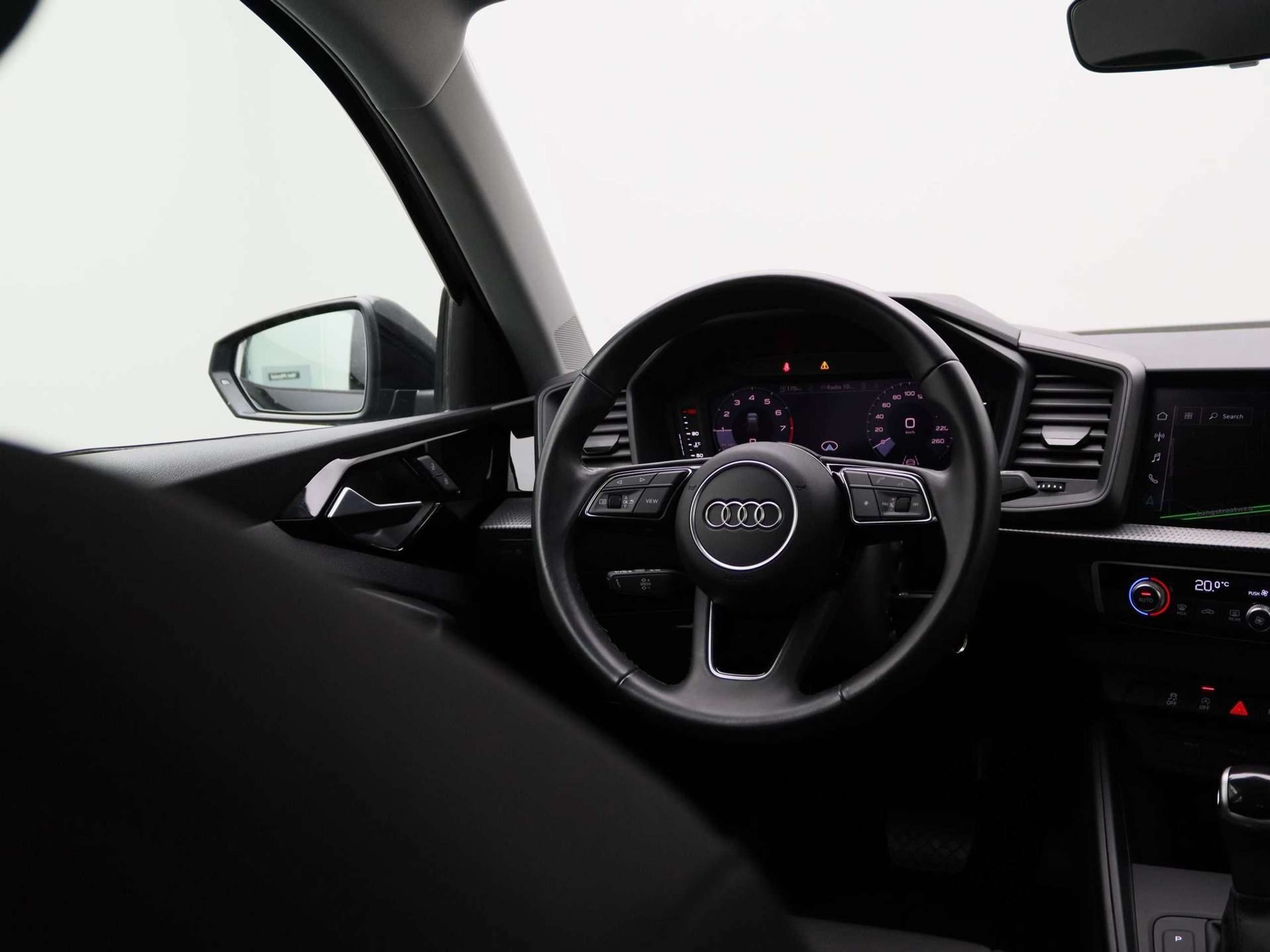 Audi - A1