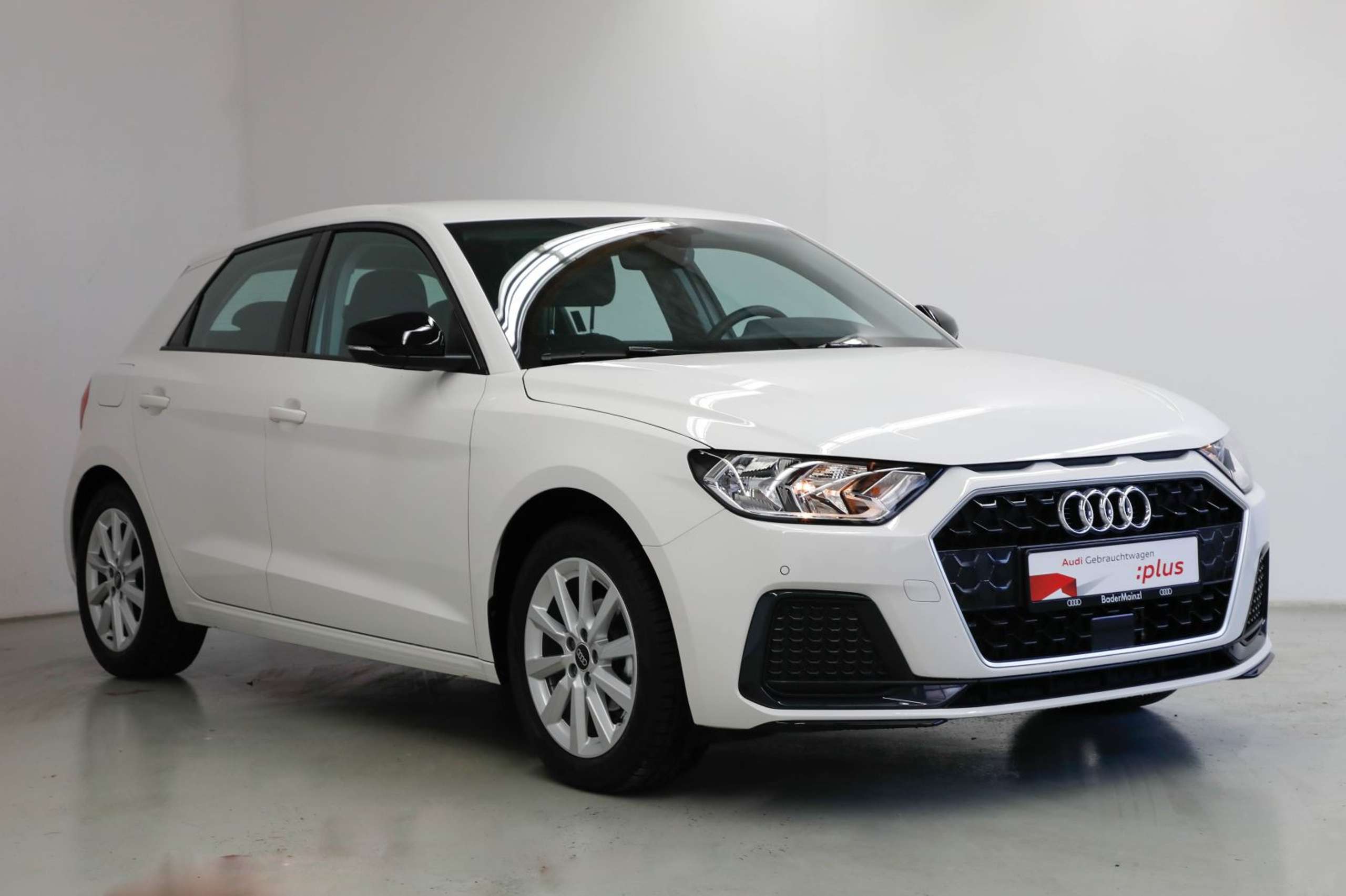 Audi - A1