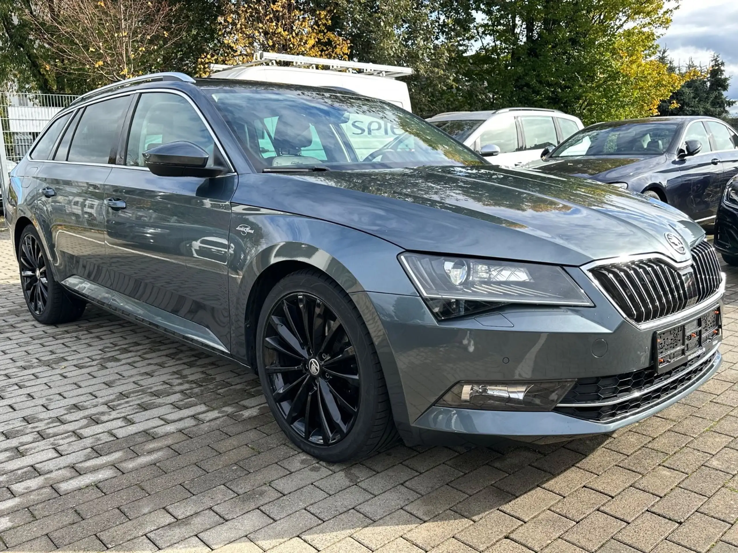 Skoda - Superb