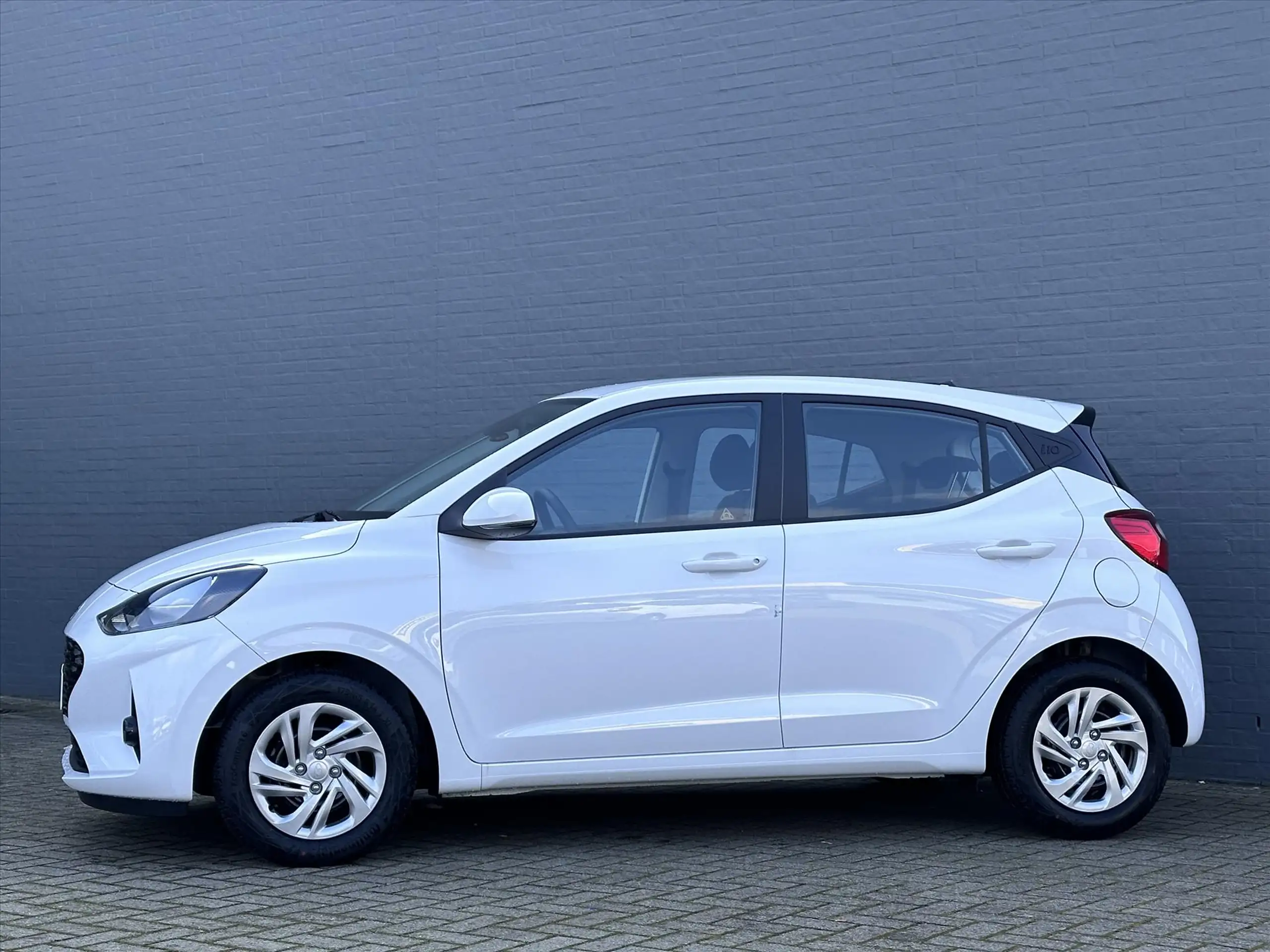 Hyundai - i10