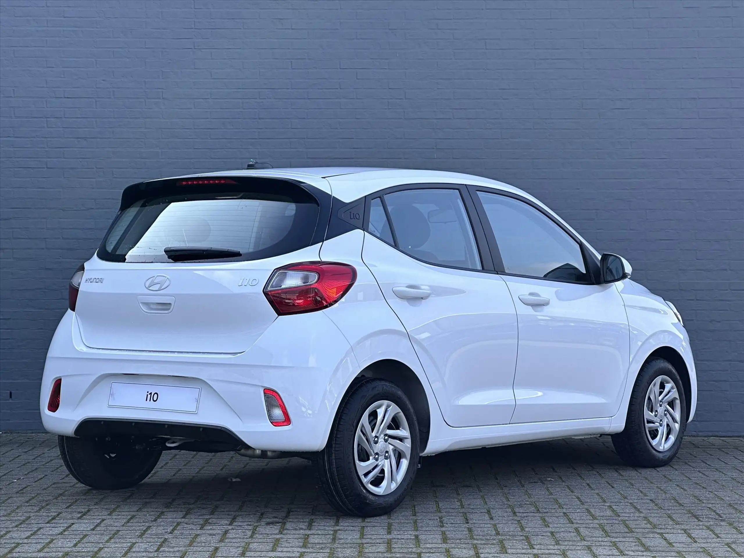 Hyundai - i10