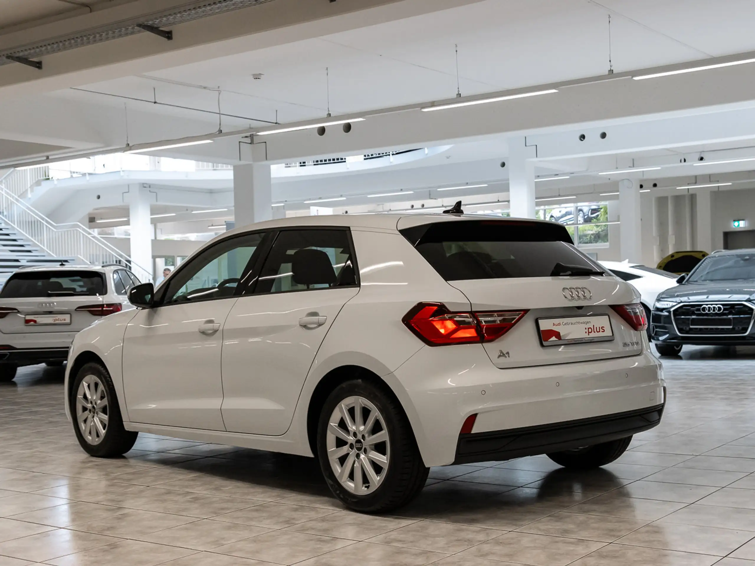 Audi - A1