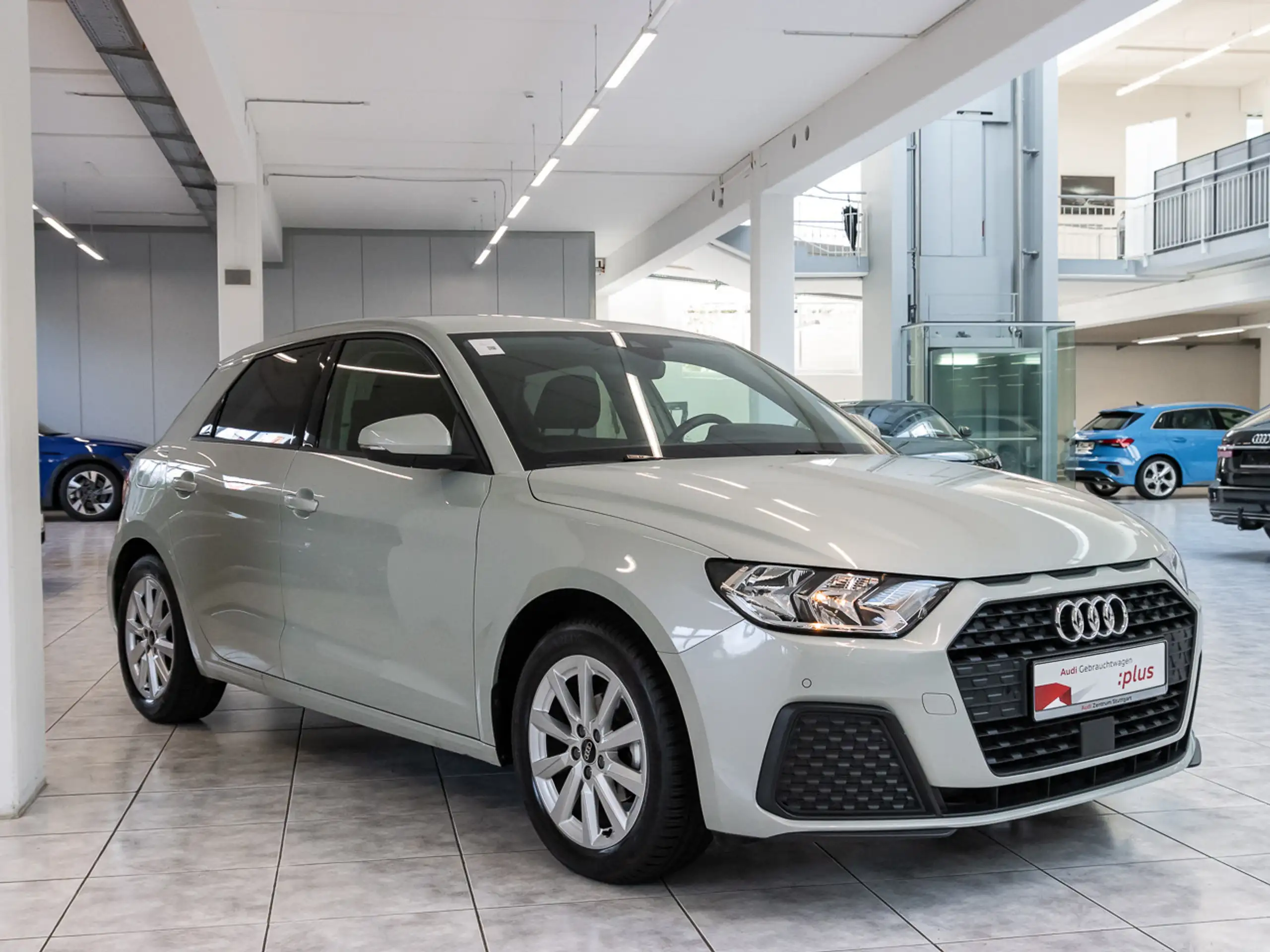 Audi - A1